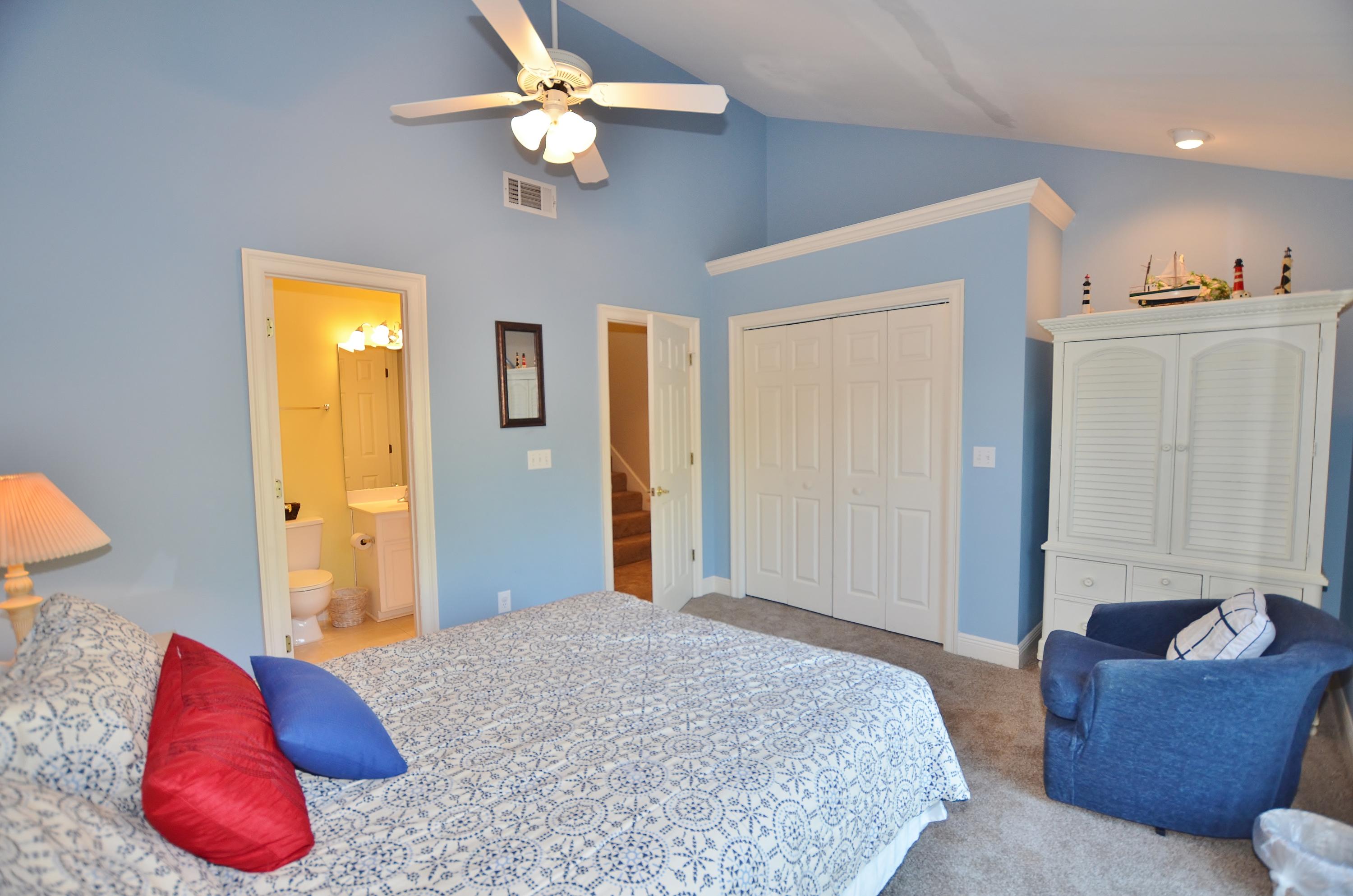 VANTAGE POINTE - Residential Lease