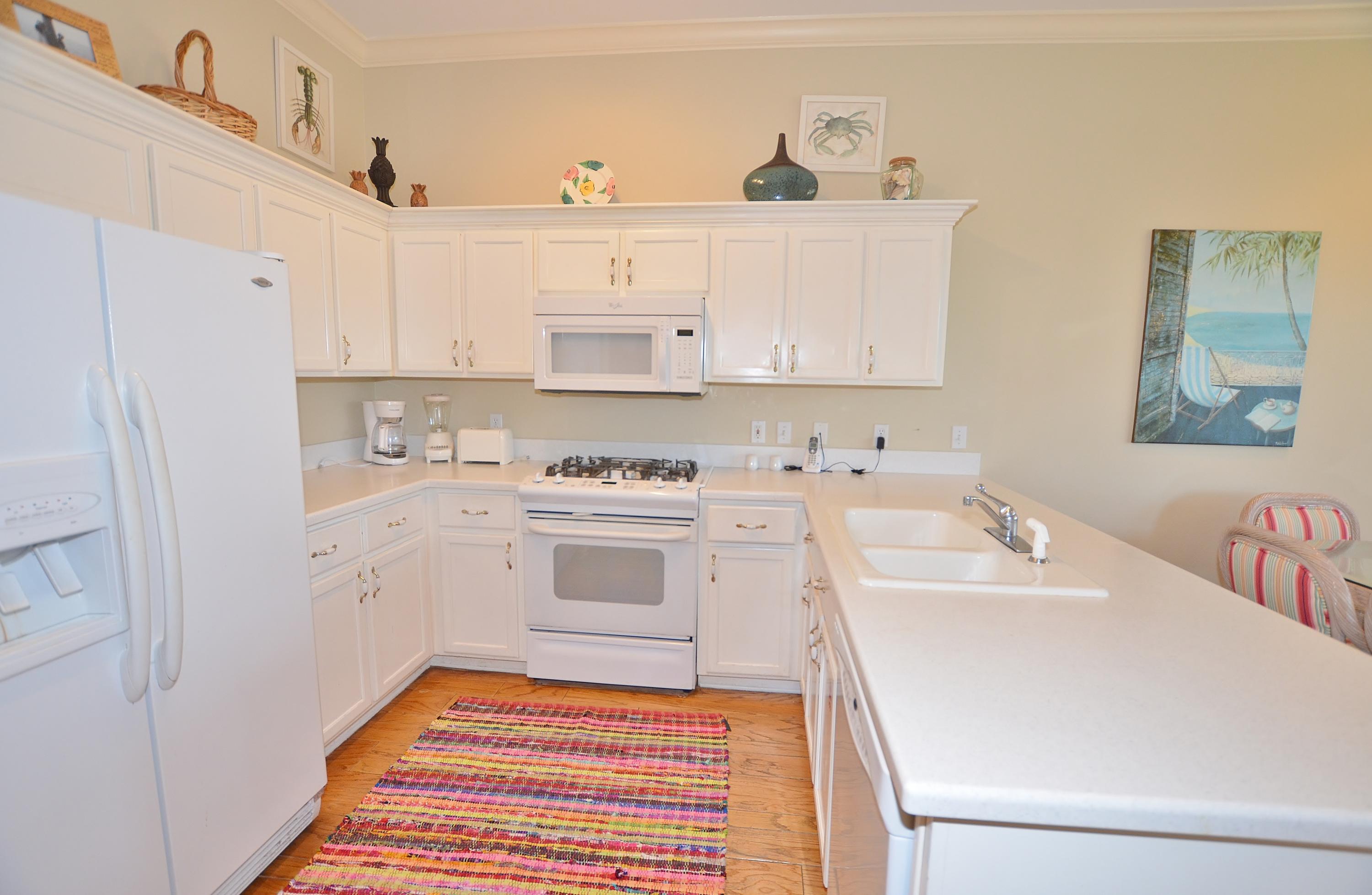 VANTAGE POINTE - Residential Lease