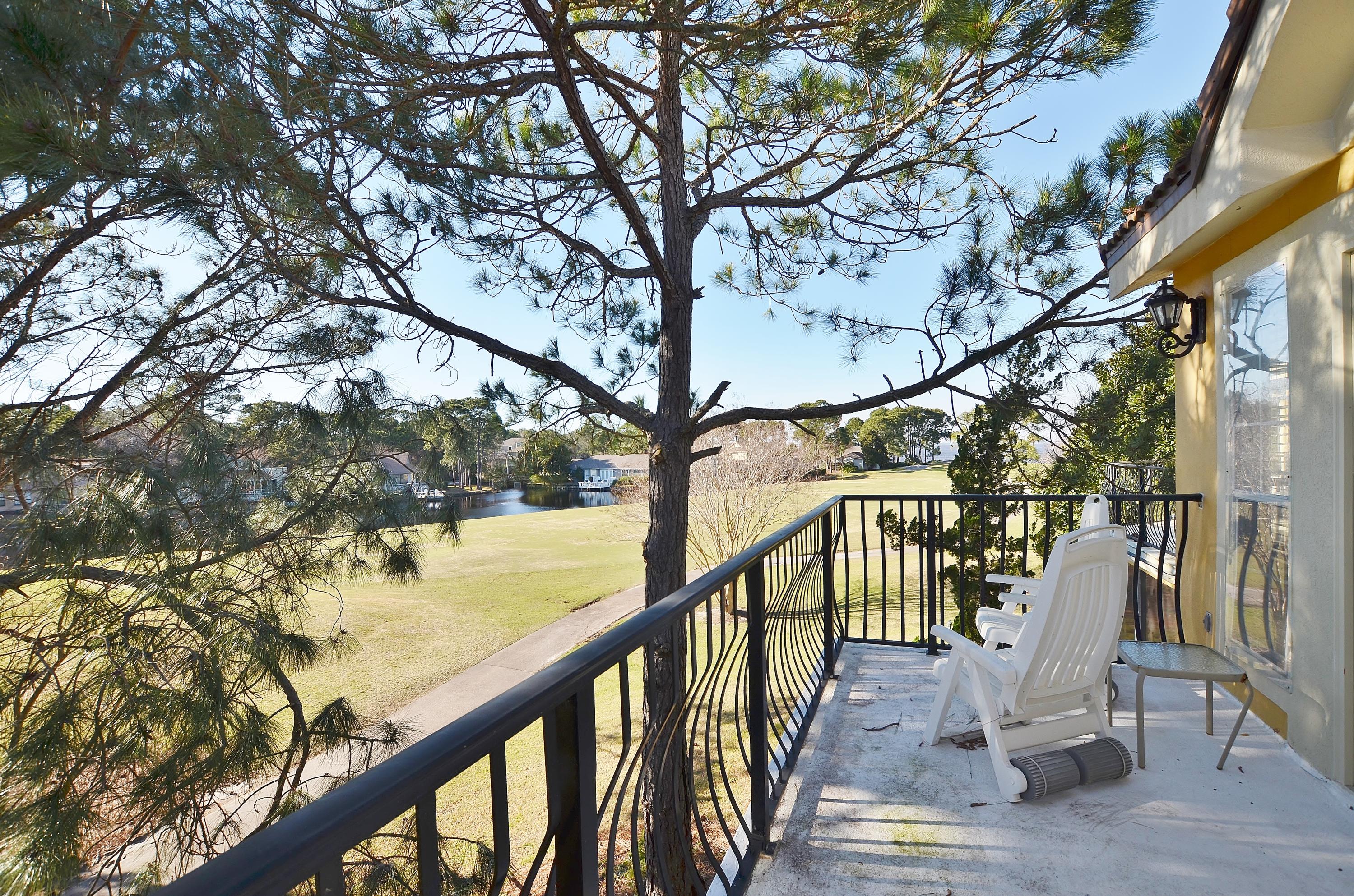 VANTAGE POINTE - Residential Lease