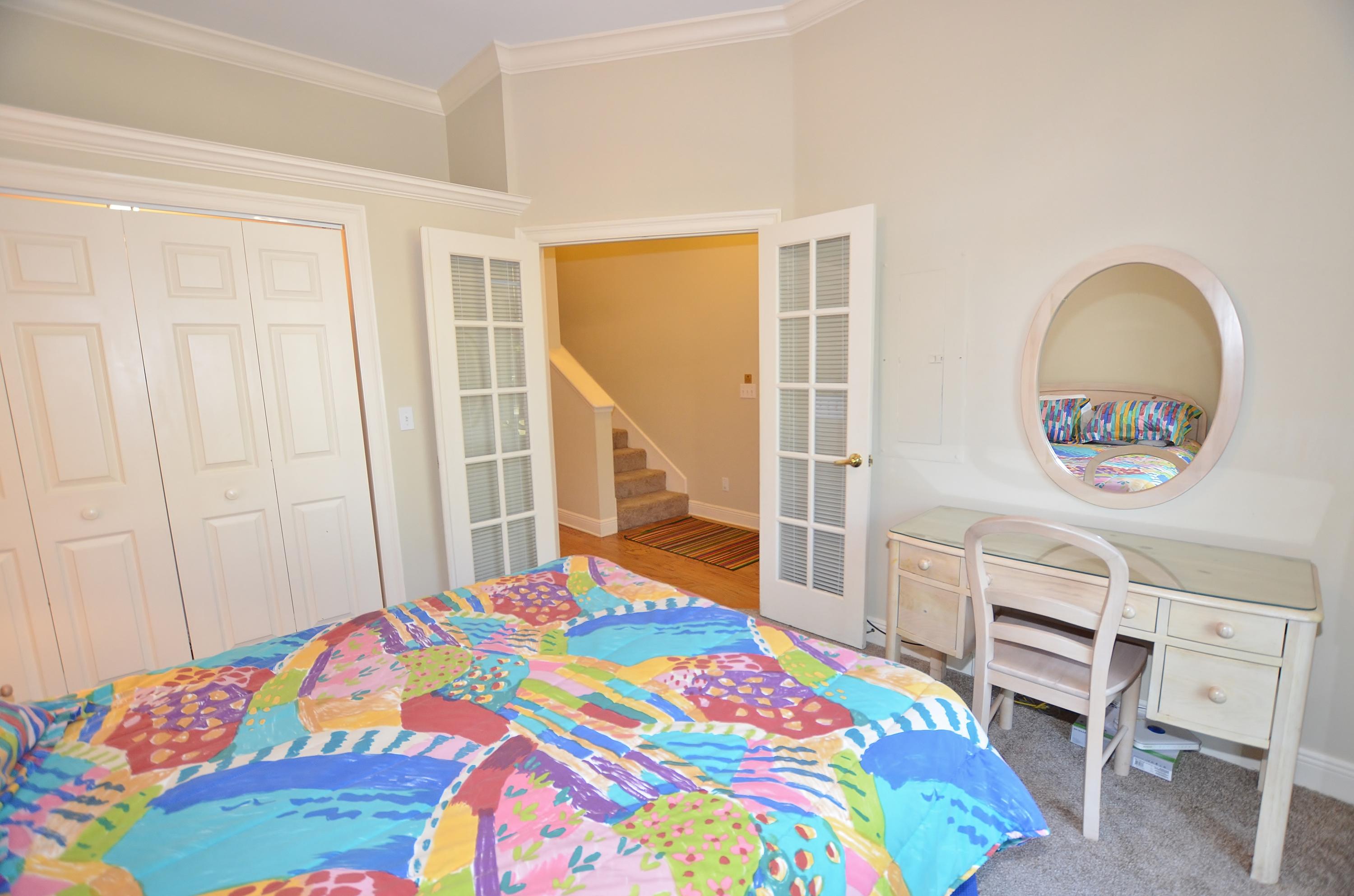 VANTAGE POINTE - Residential Lease
