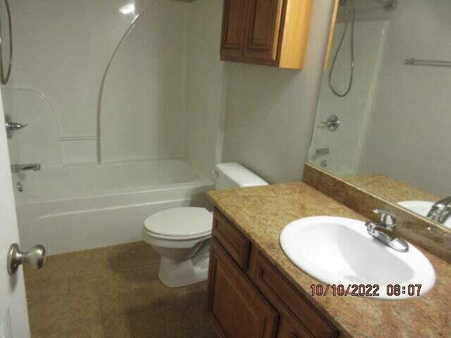 MERIDIAN SQUARE T/H - Residential Lease