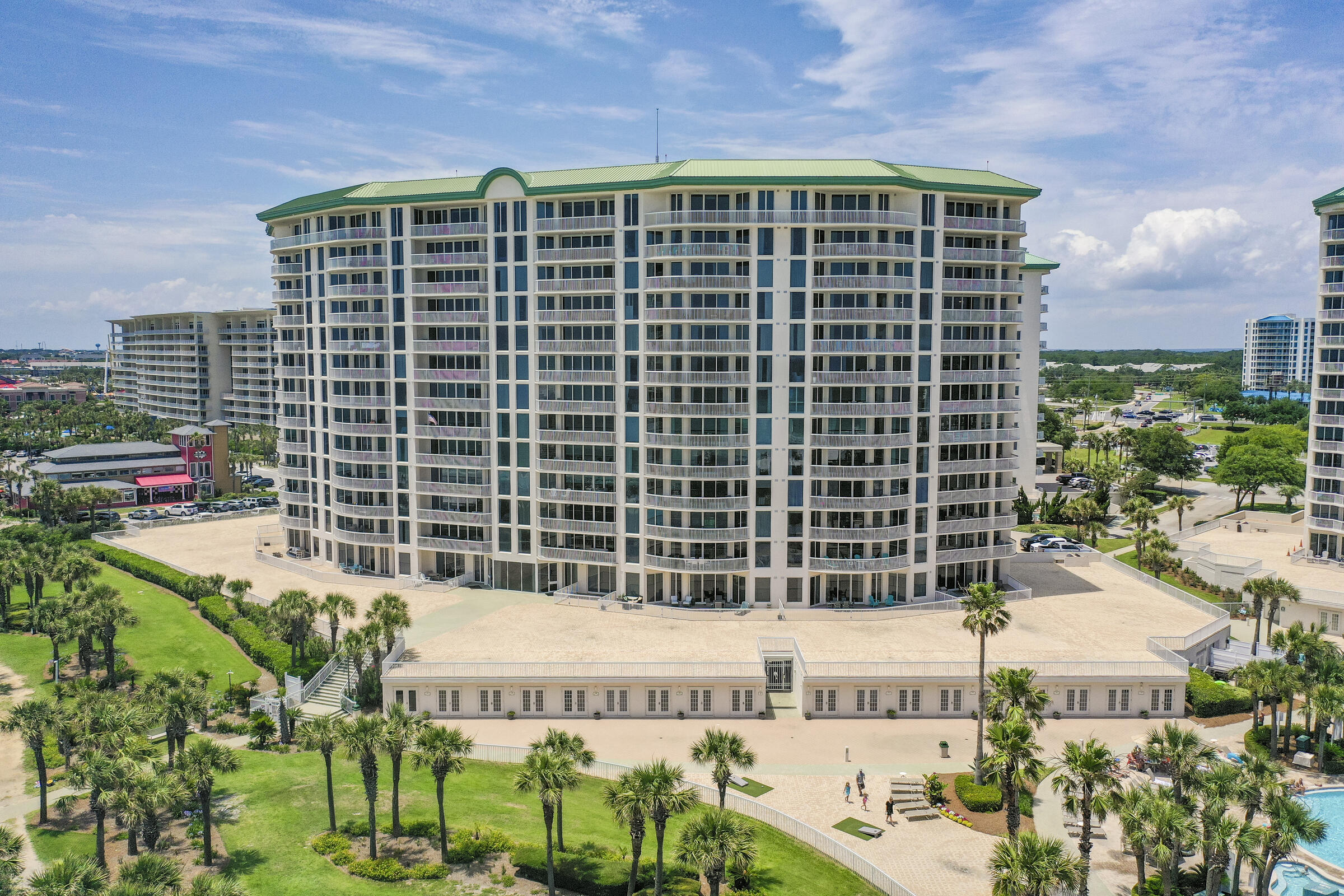 ST. MAARTEN AT SILVER SHELLS - Residential