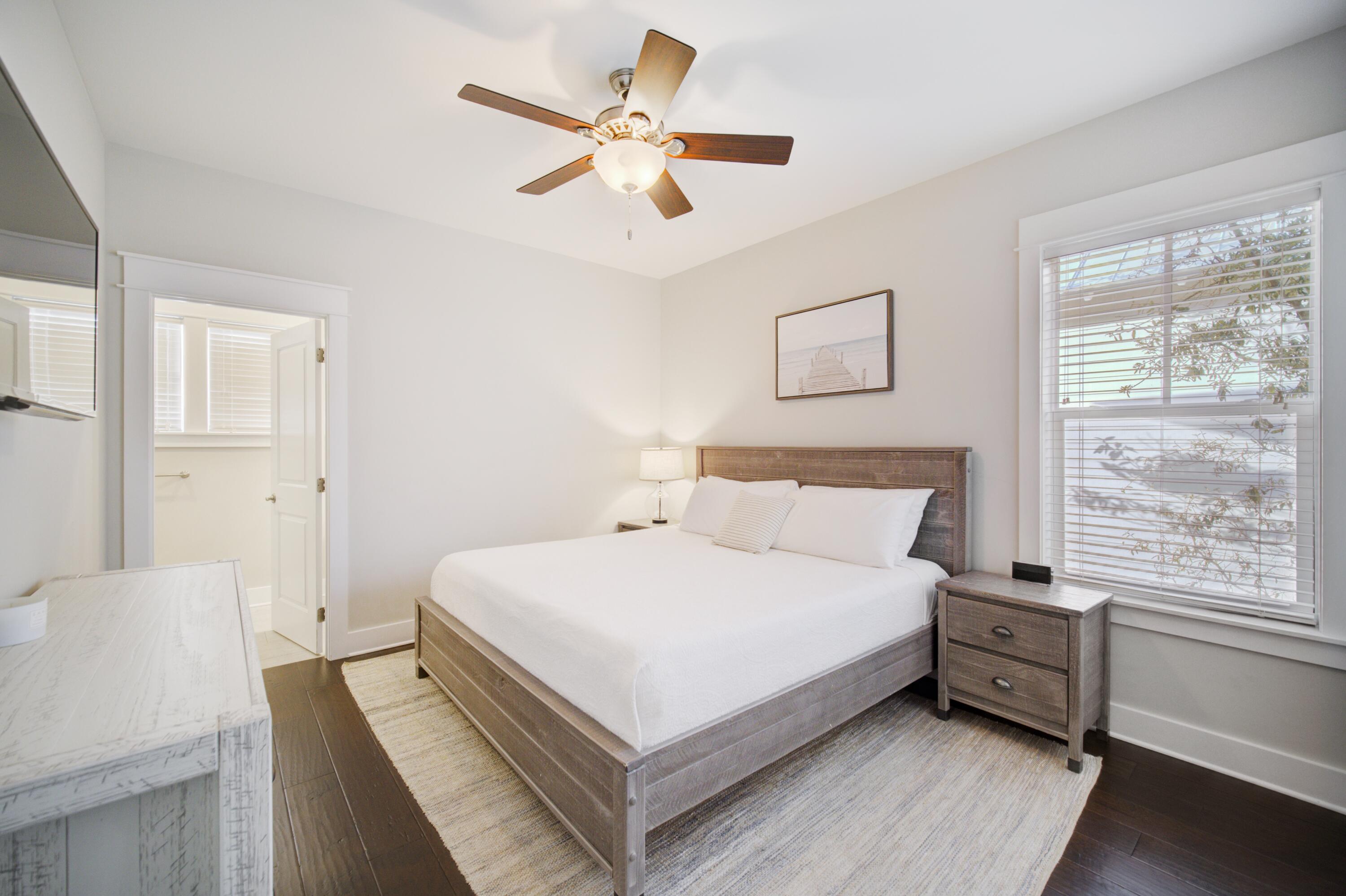 FOREST LAKES - Residential