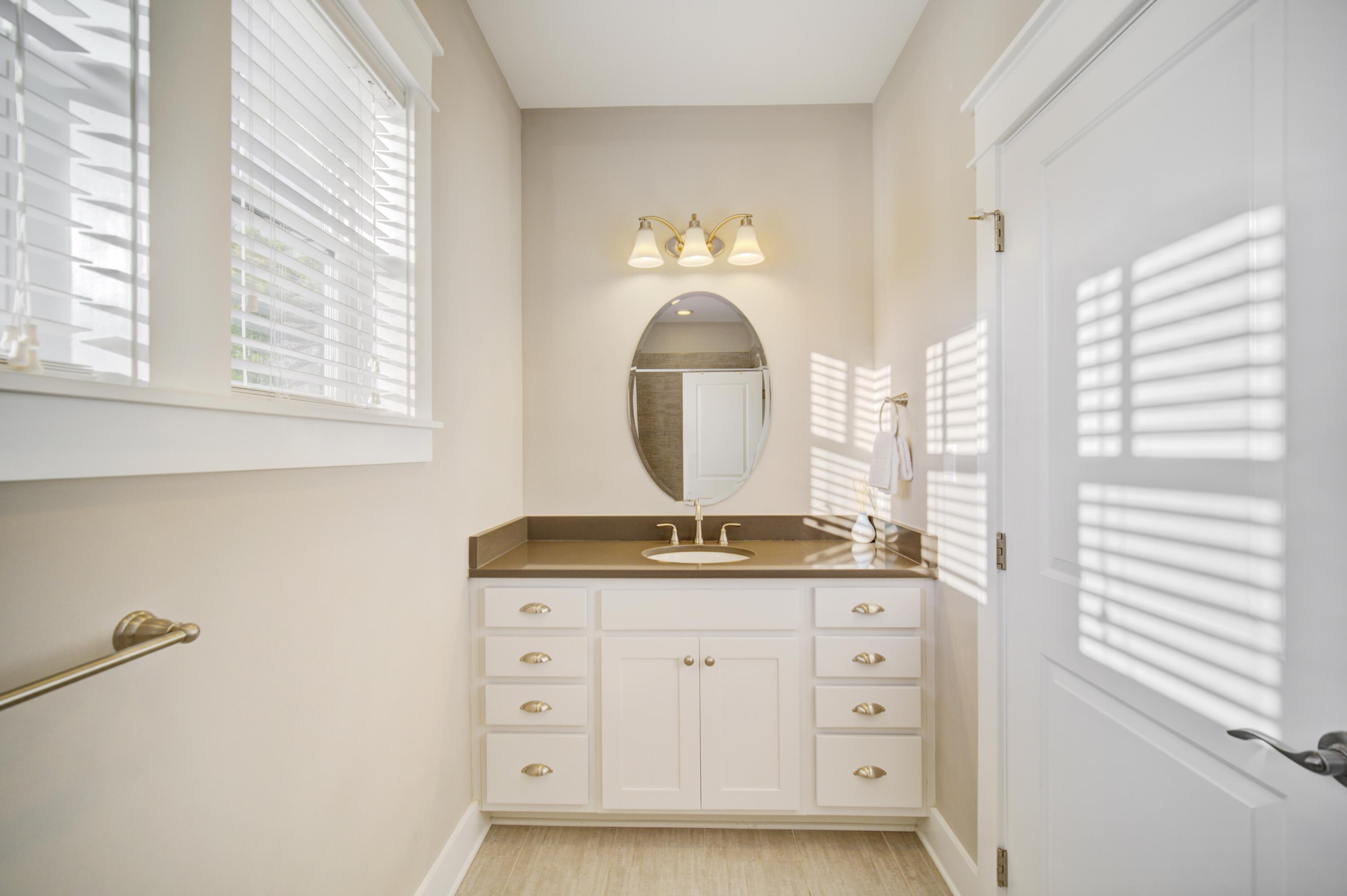 FOREST LAKES - Residential