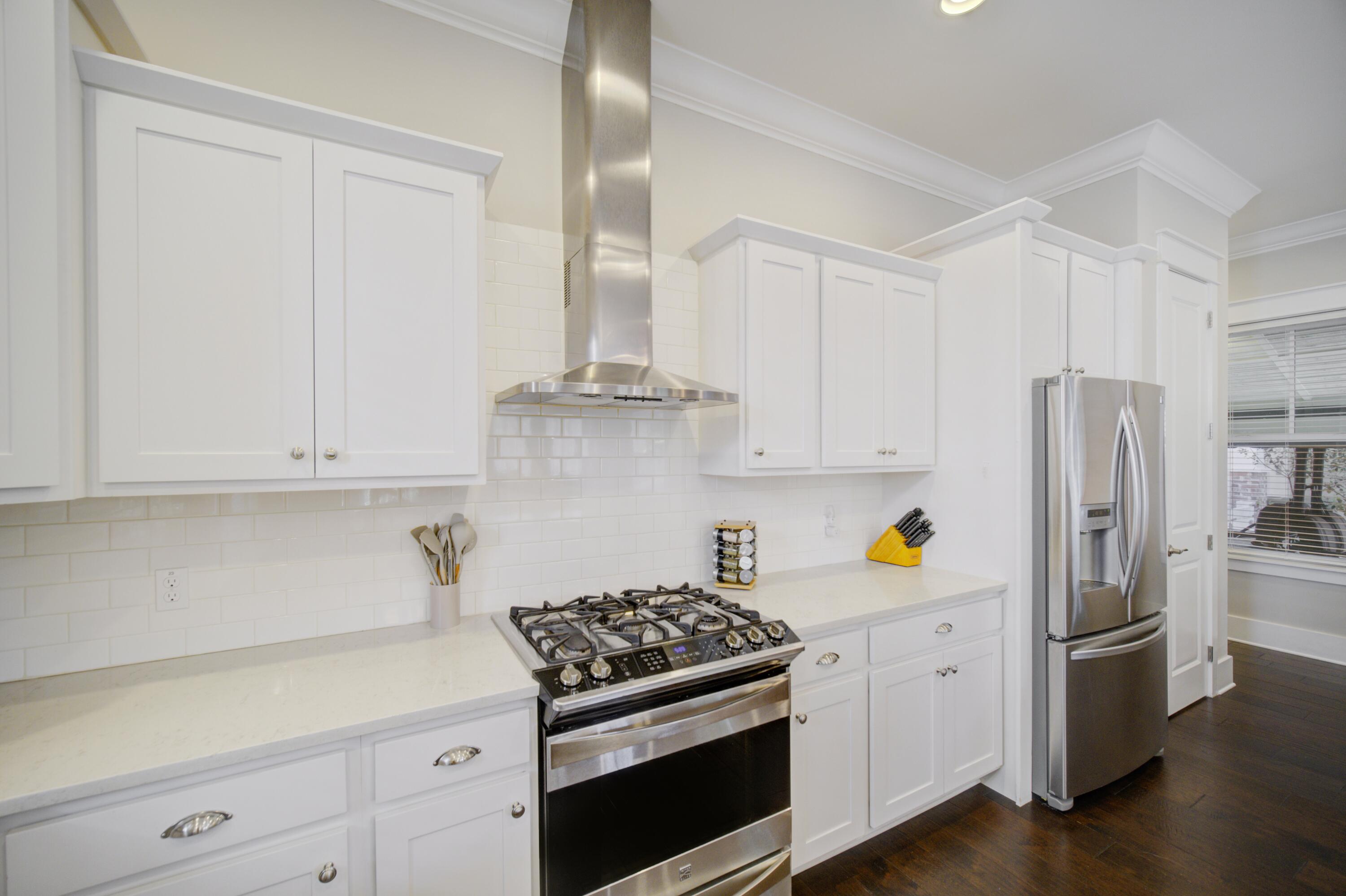 FOREST LAKES - Residential