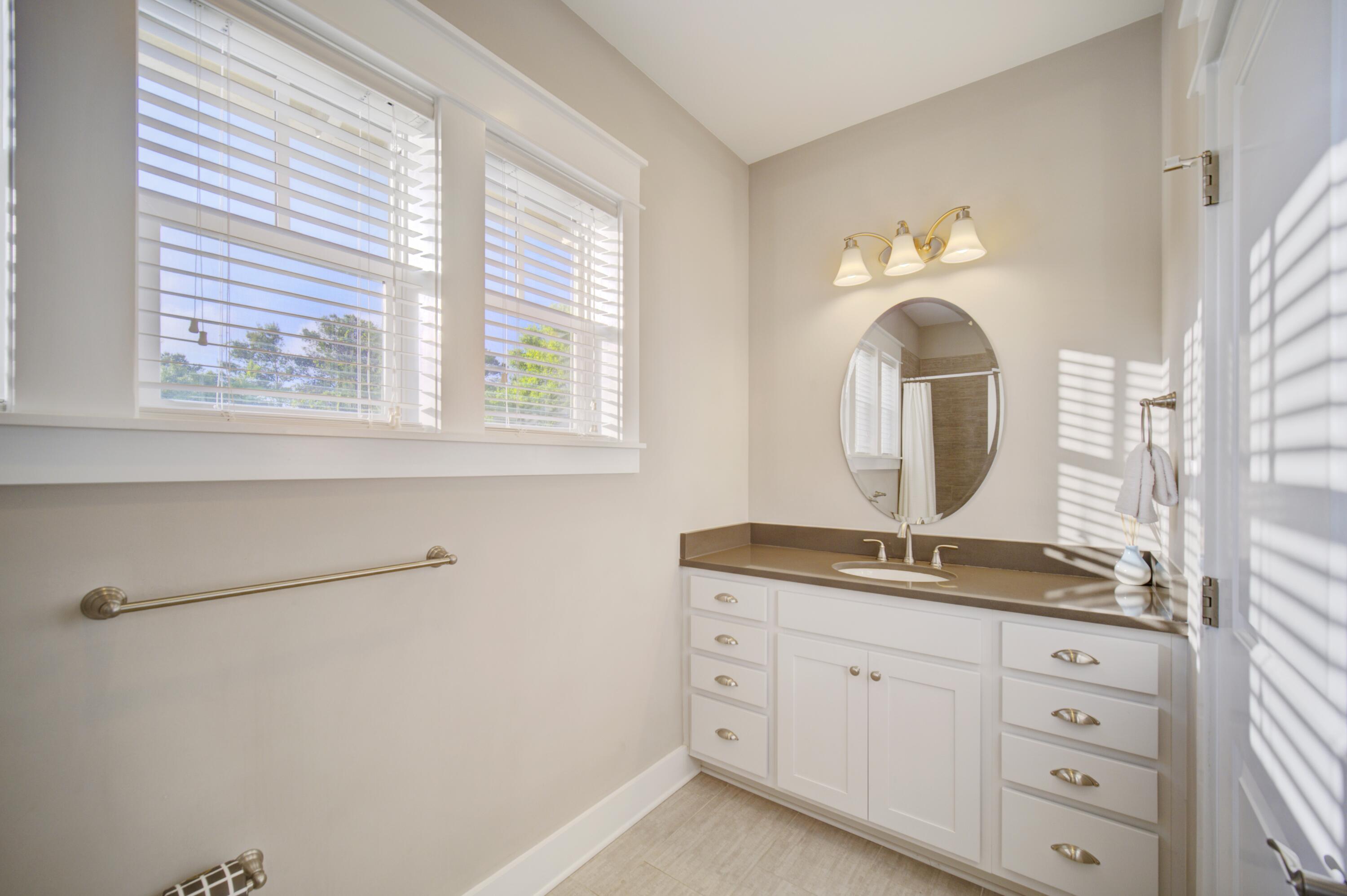 FOREST LAKES - Residential