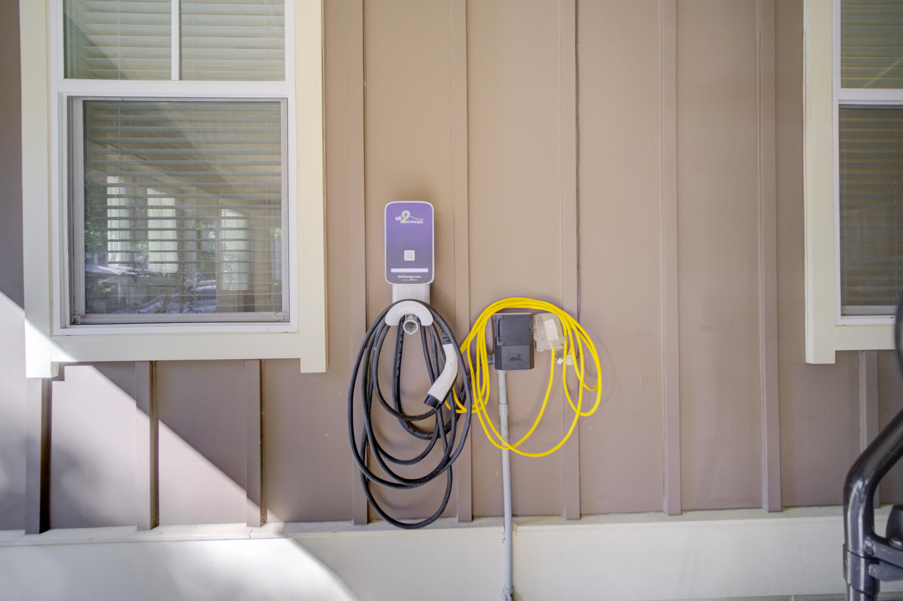 FOREST LAKES - Residential