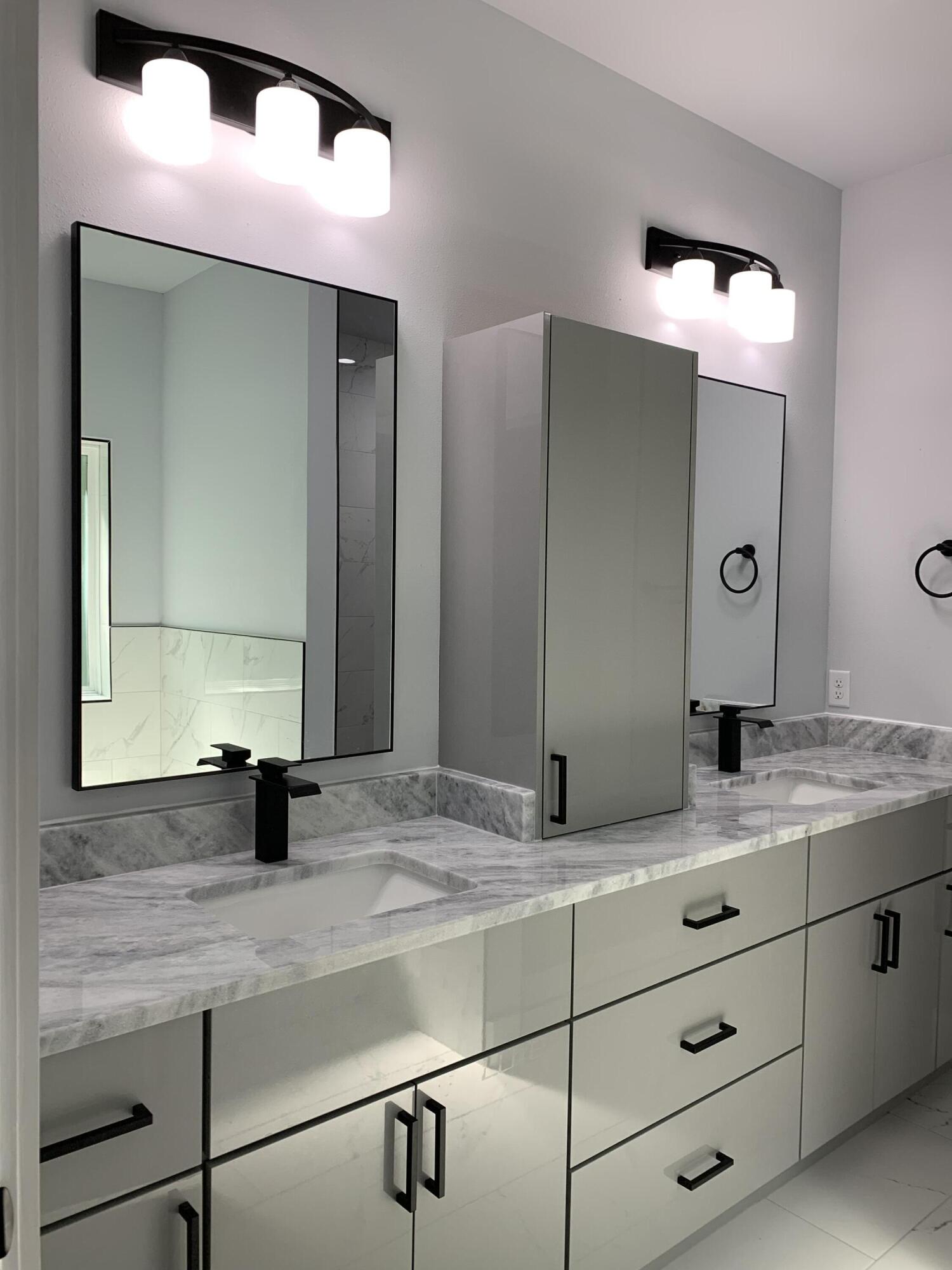 BAY HARBOUR - Residential