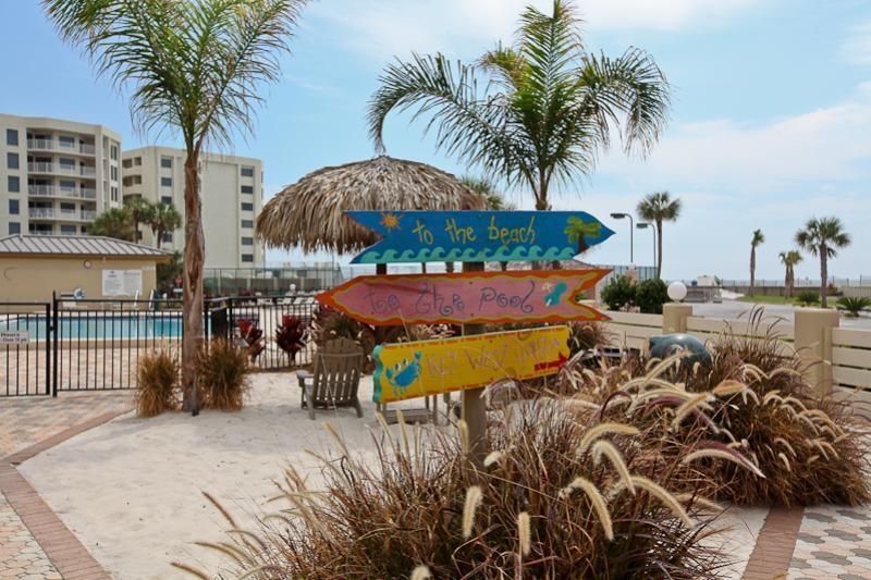 ISLANDER CONDO Ph I - Residential