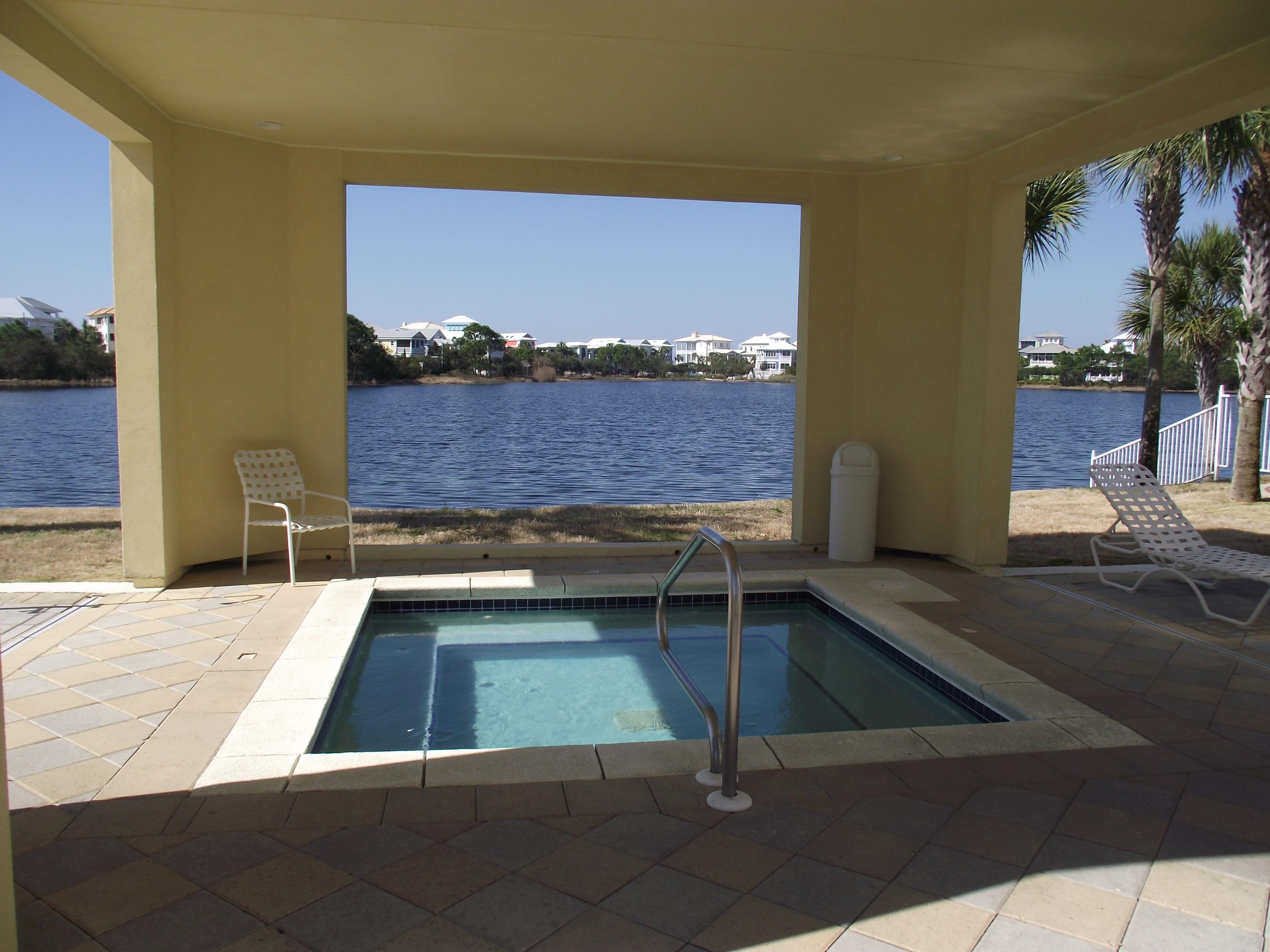 Carillon Beach Inn - Residential