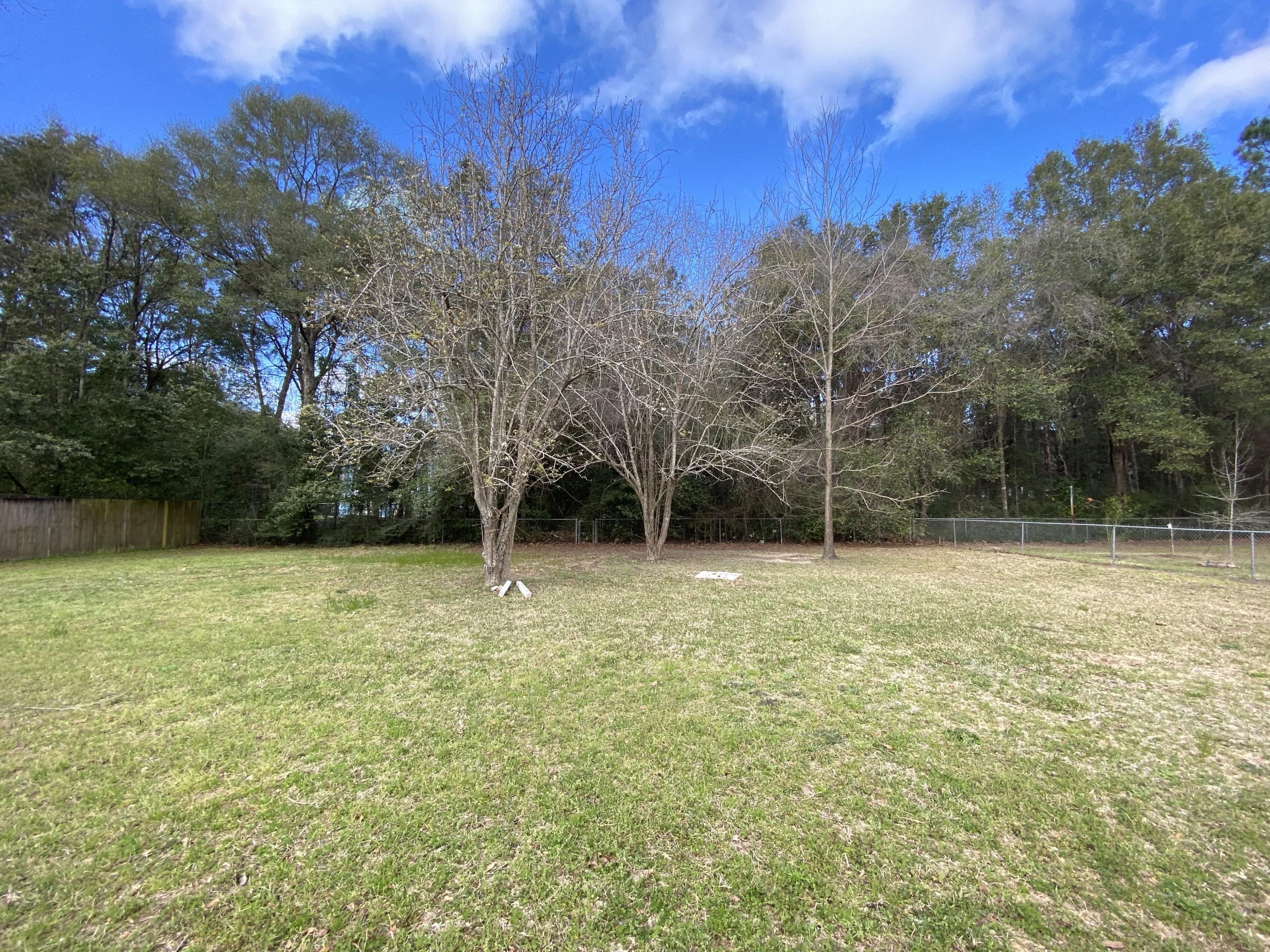 ADAMS POWELL EAST - Residential