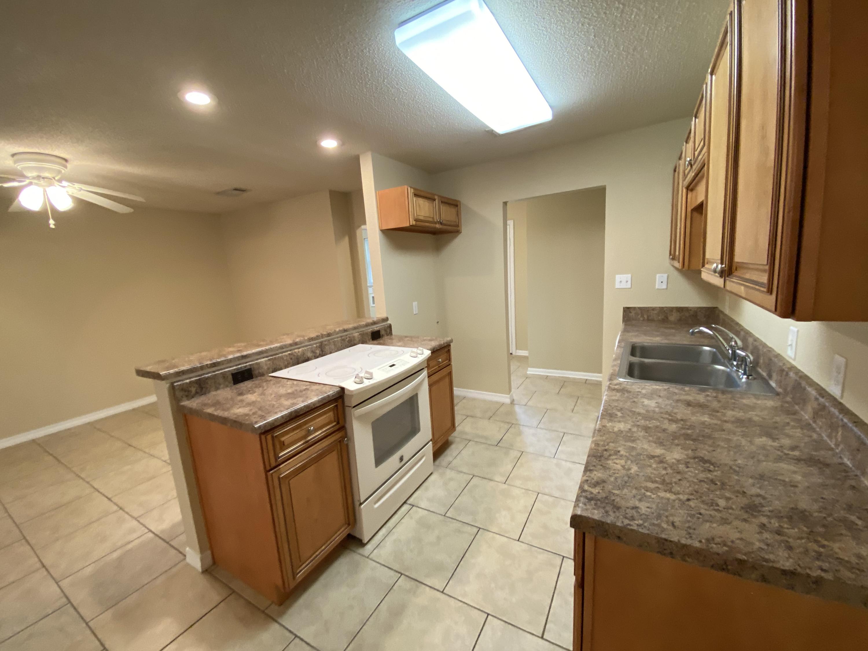 ADAMS POWELL EAST - Residential
