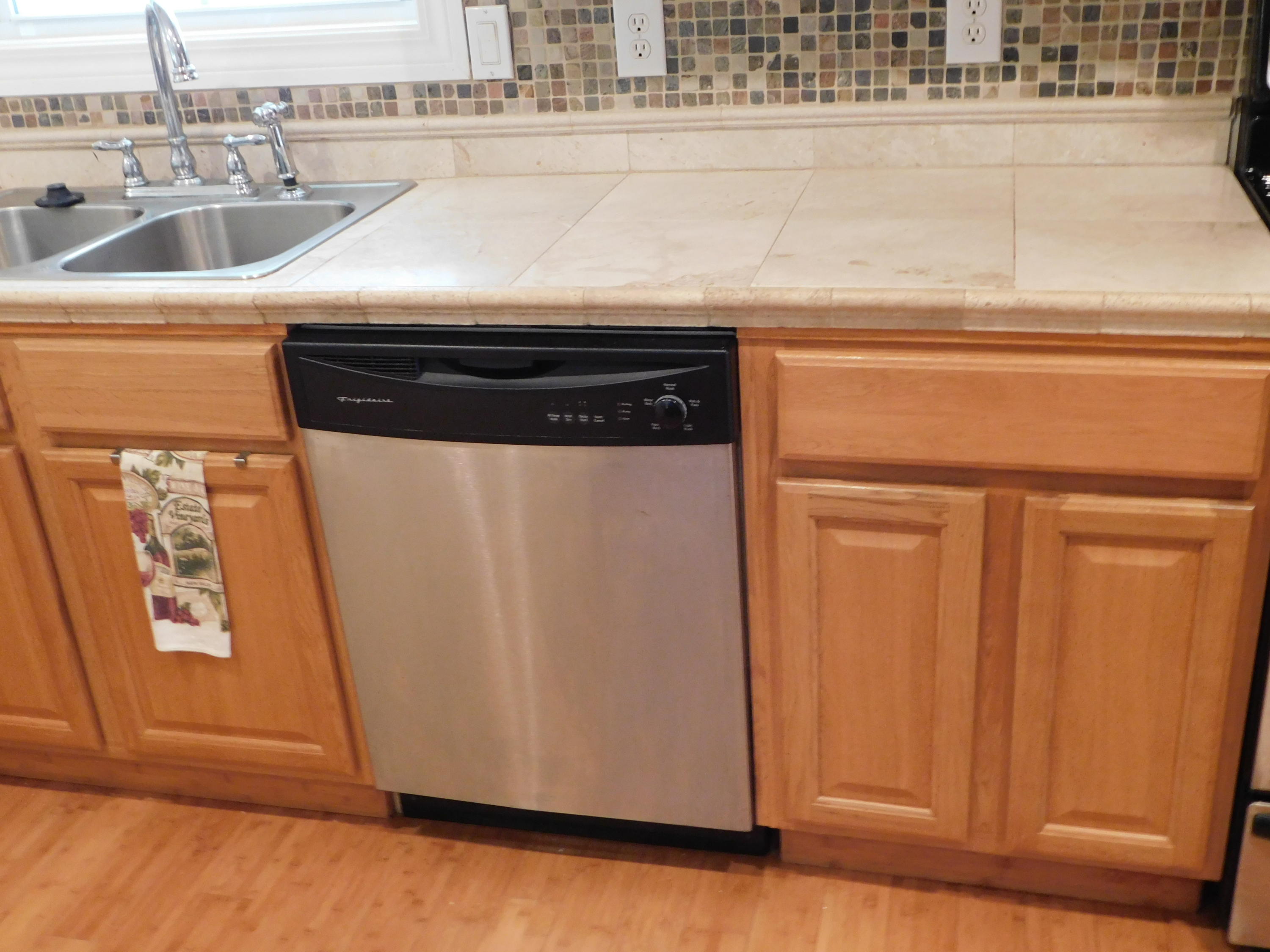 1605 - Live Oak Pt and Old Town of Santa Rosa - Residential