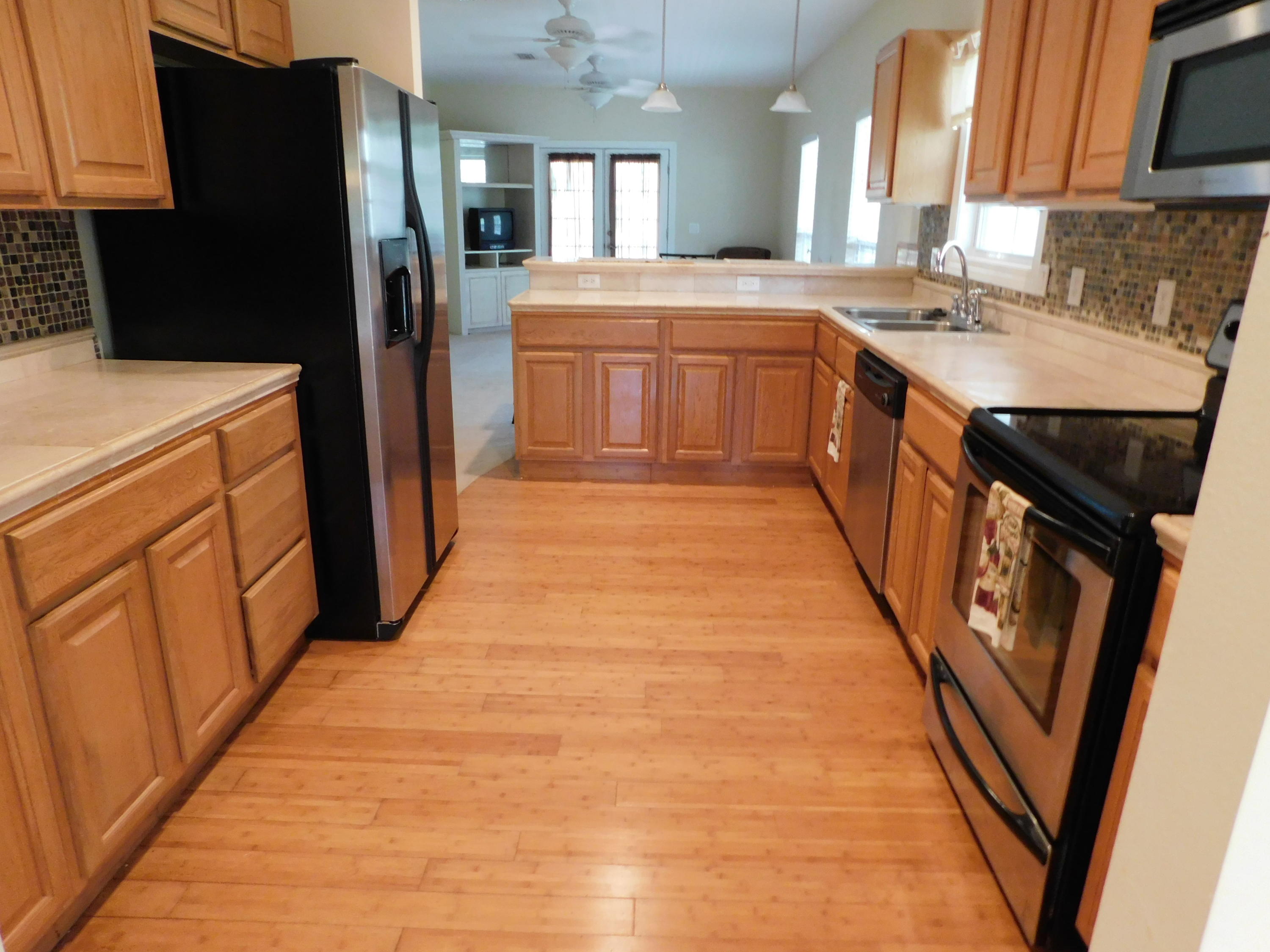 1605 - Live Oak Pt and Old Town of Santa Rosa - Residential