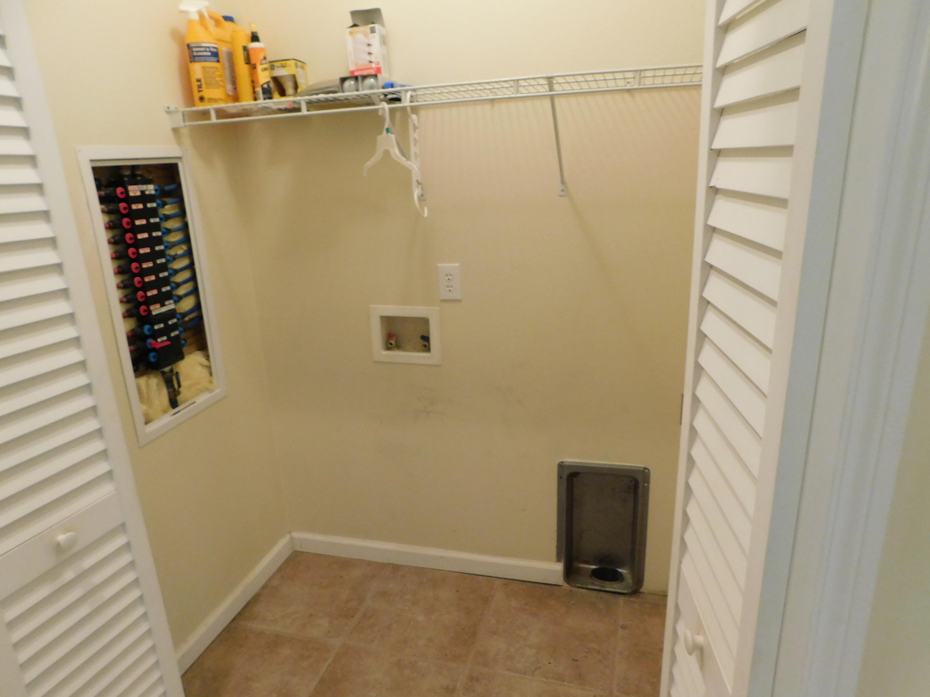 1605 - Live Oak Pt and Old Town of Santa Rosa - Residential