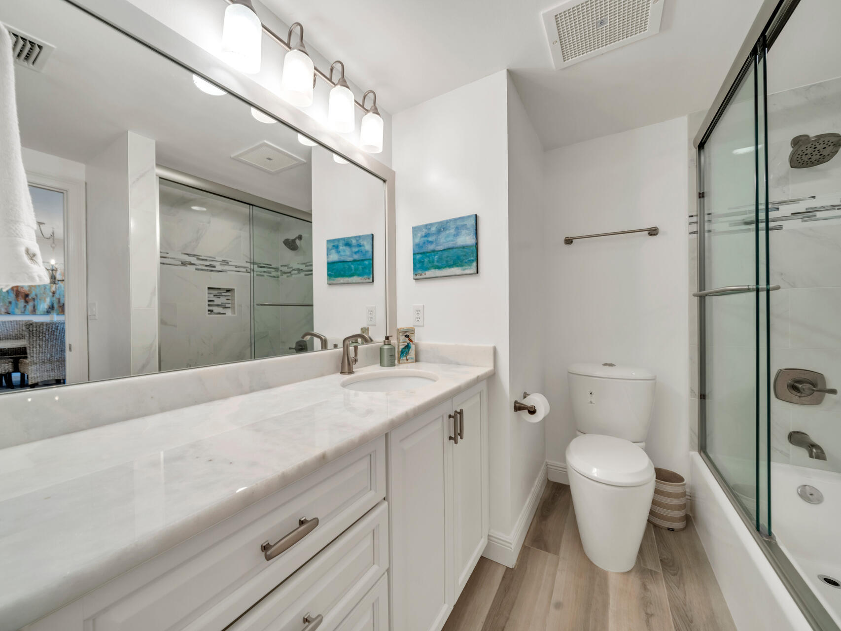 HOLIDAY ISLE TOWERS CONDO - Residential