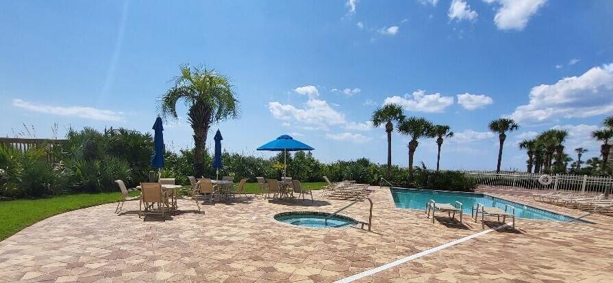 HOLIDAY ISLE TOWERS CONDO - Residential