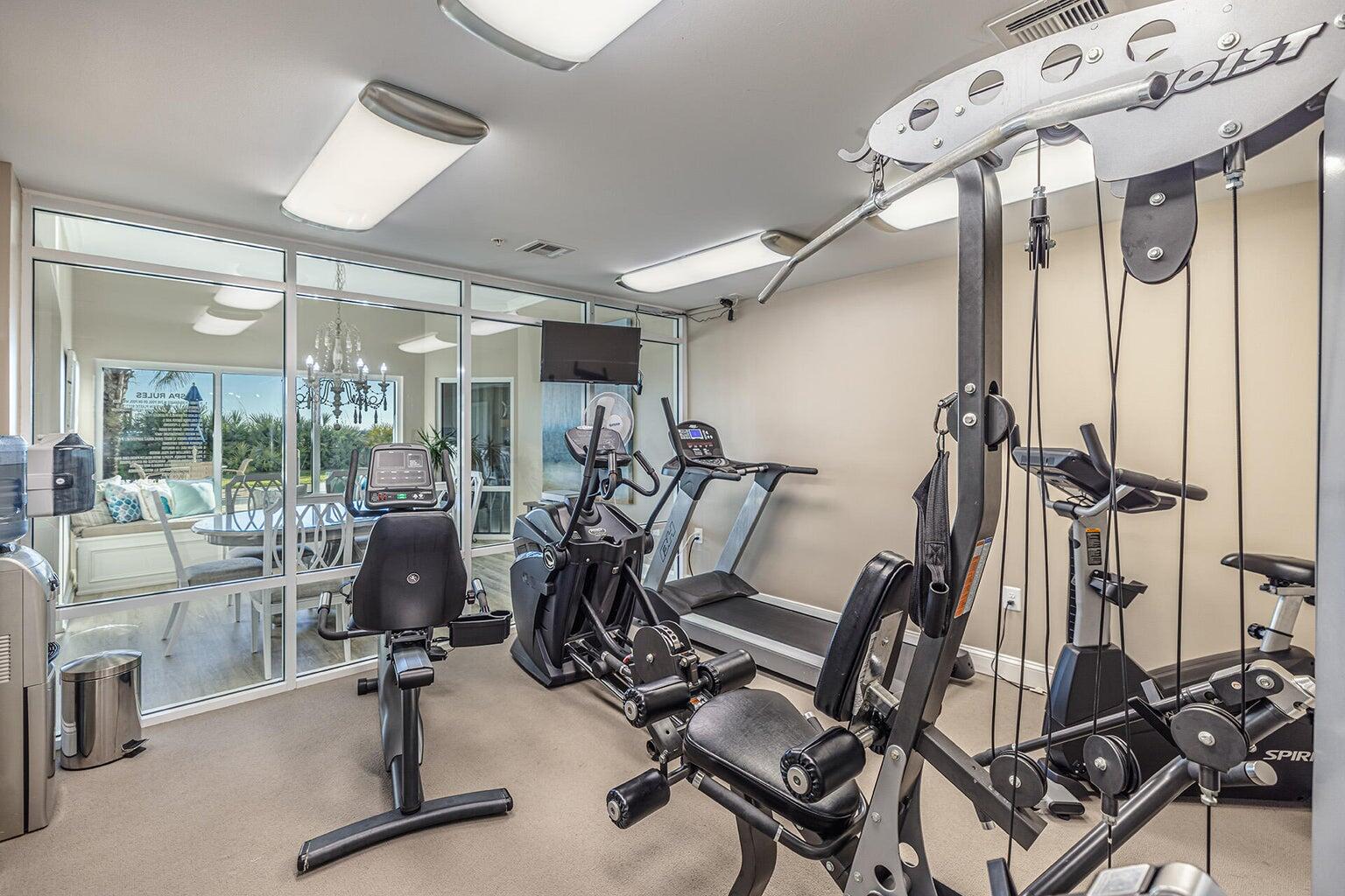 HOLIDAY ISLE TOWERS CONDO - Residential