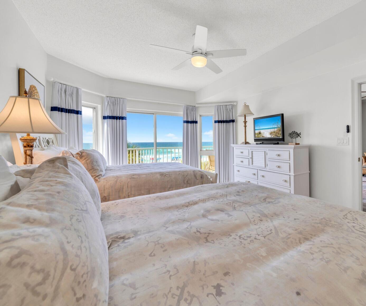 HOLIDAY ISLE TOWERS CONDO - Residential