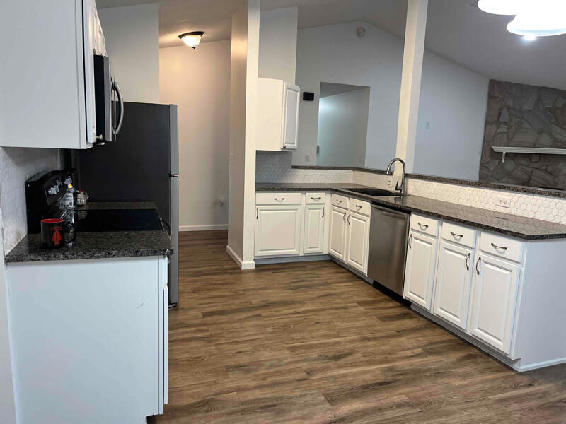 PARK PLACE 5 - Residential Lease