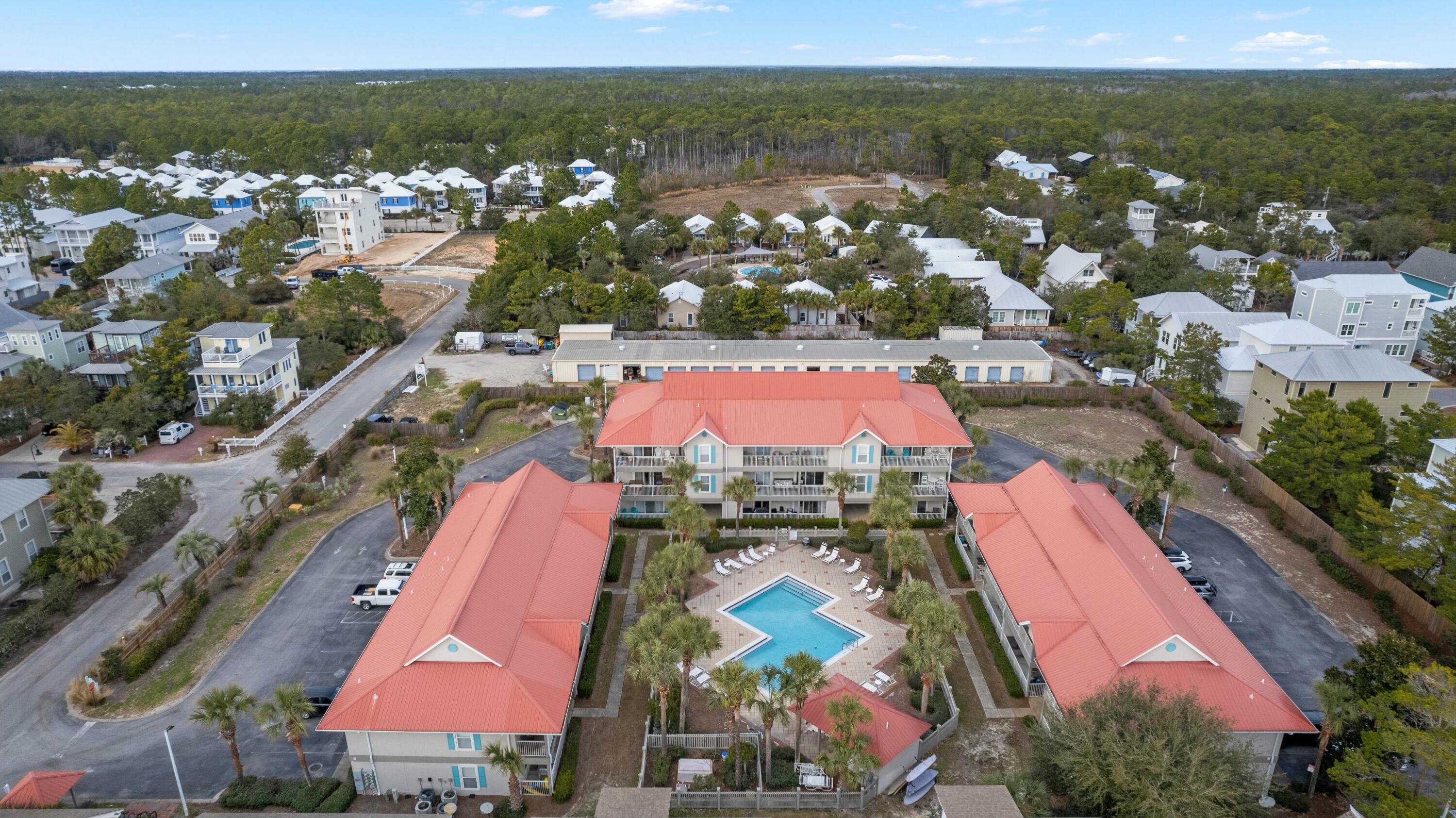 ROLLIN TIDE VILLAS - Residential