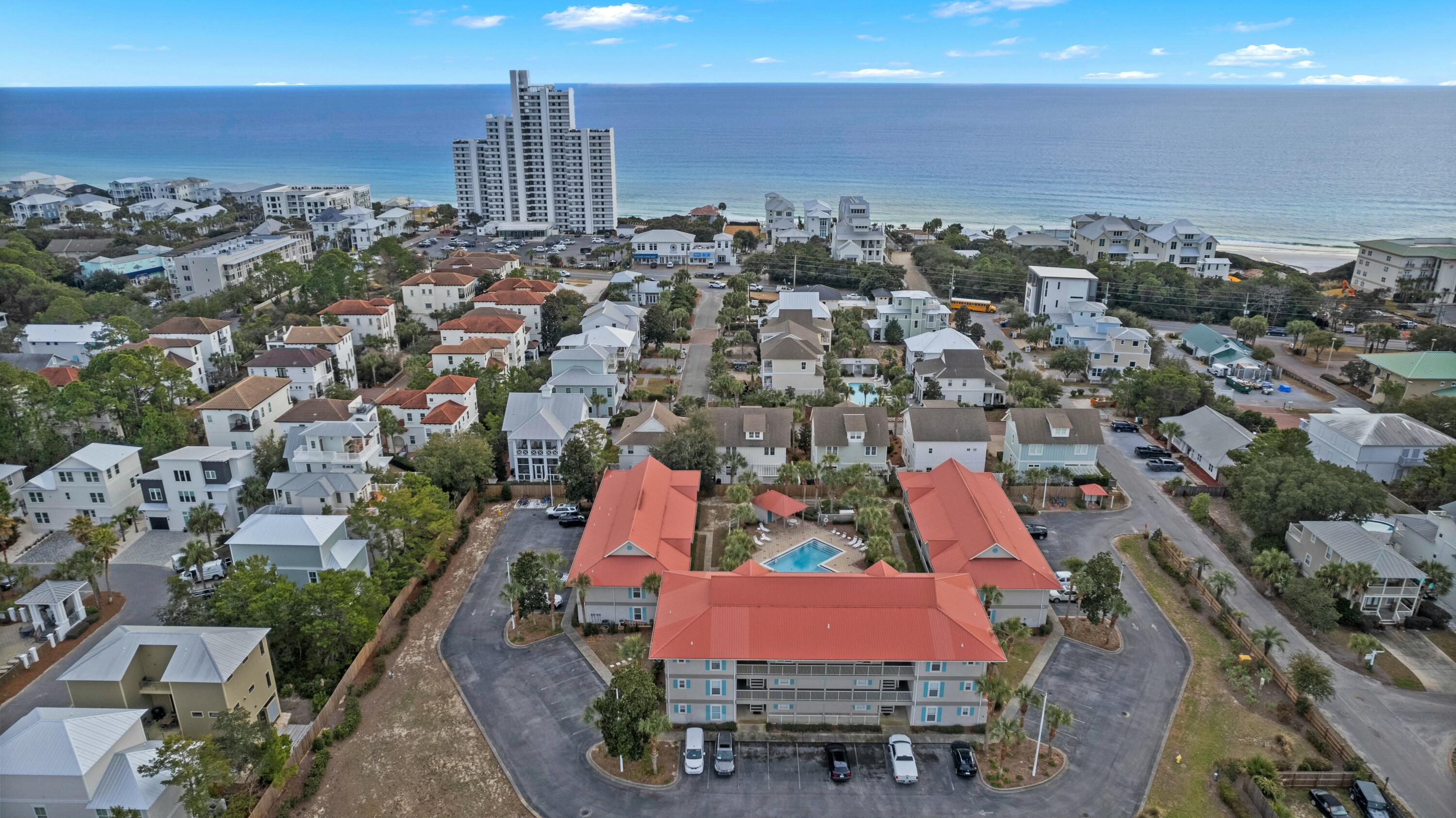 ROLLIN TIDE VILLAS - Residential