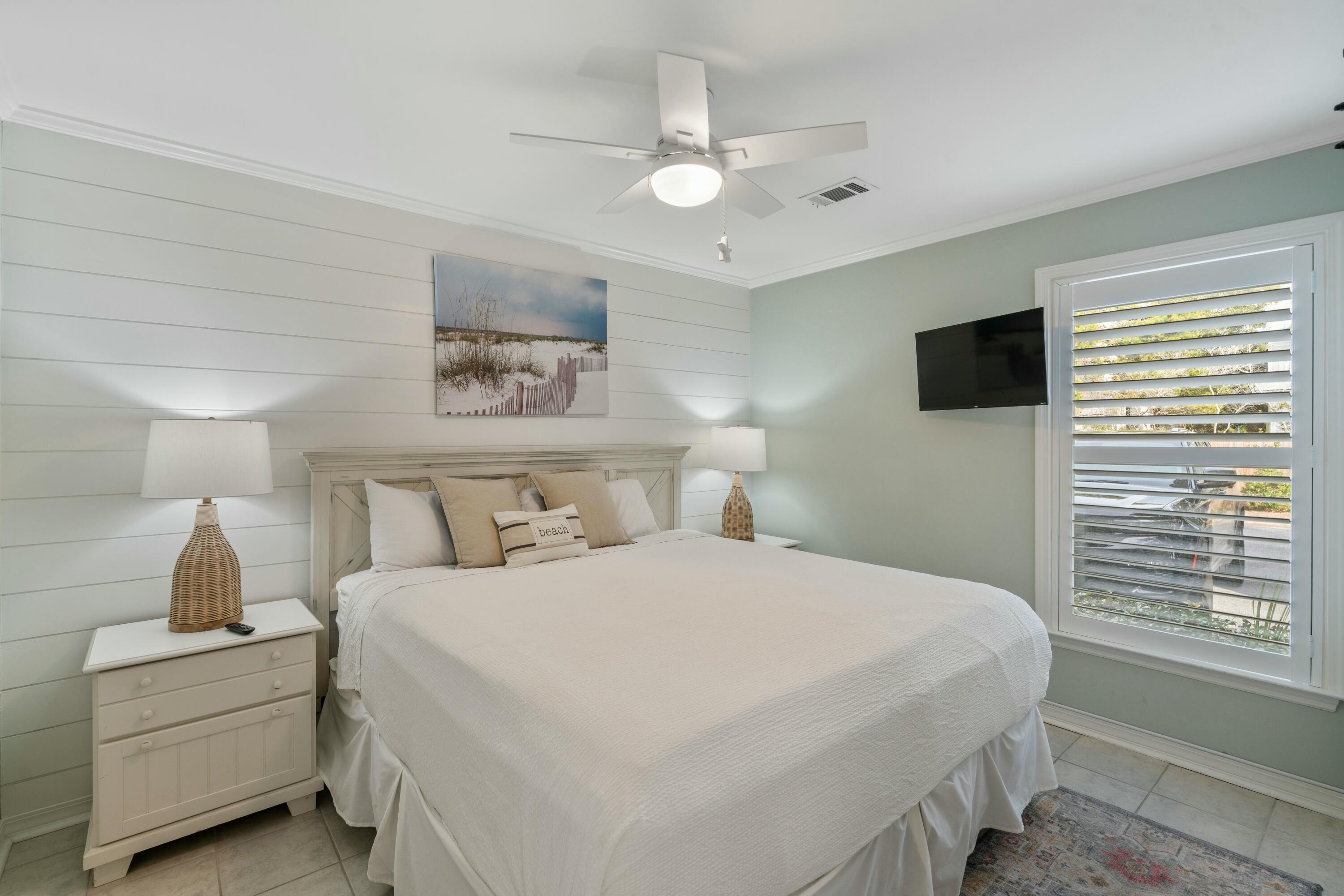 ROLLIN TIDE VILLAS - Residential