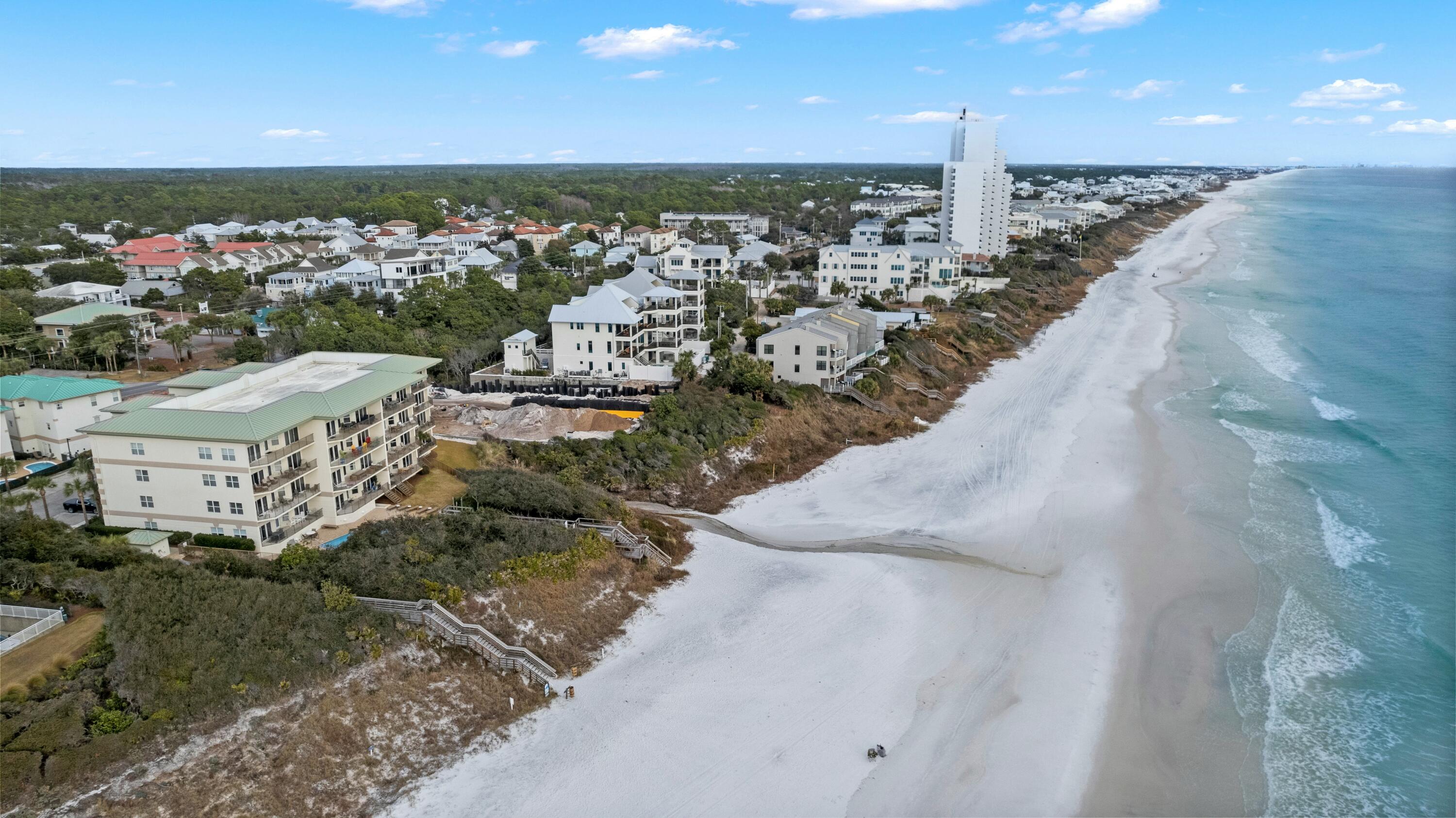 ROLLIN TIDE VILLAS - Residential