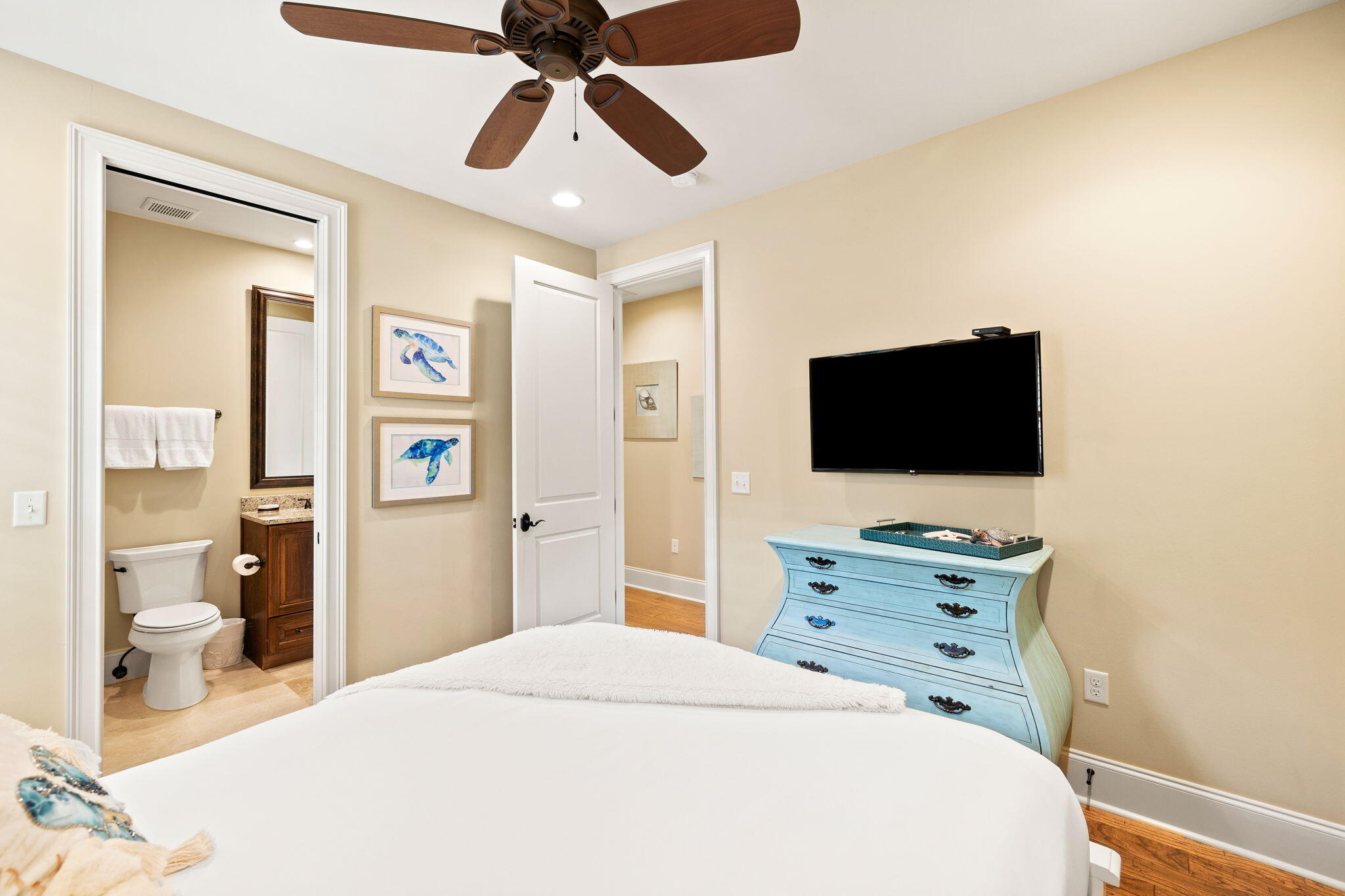 VILLA LAGO - Residential