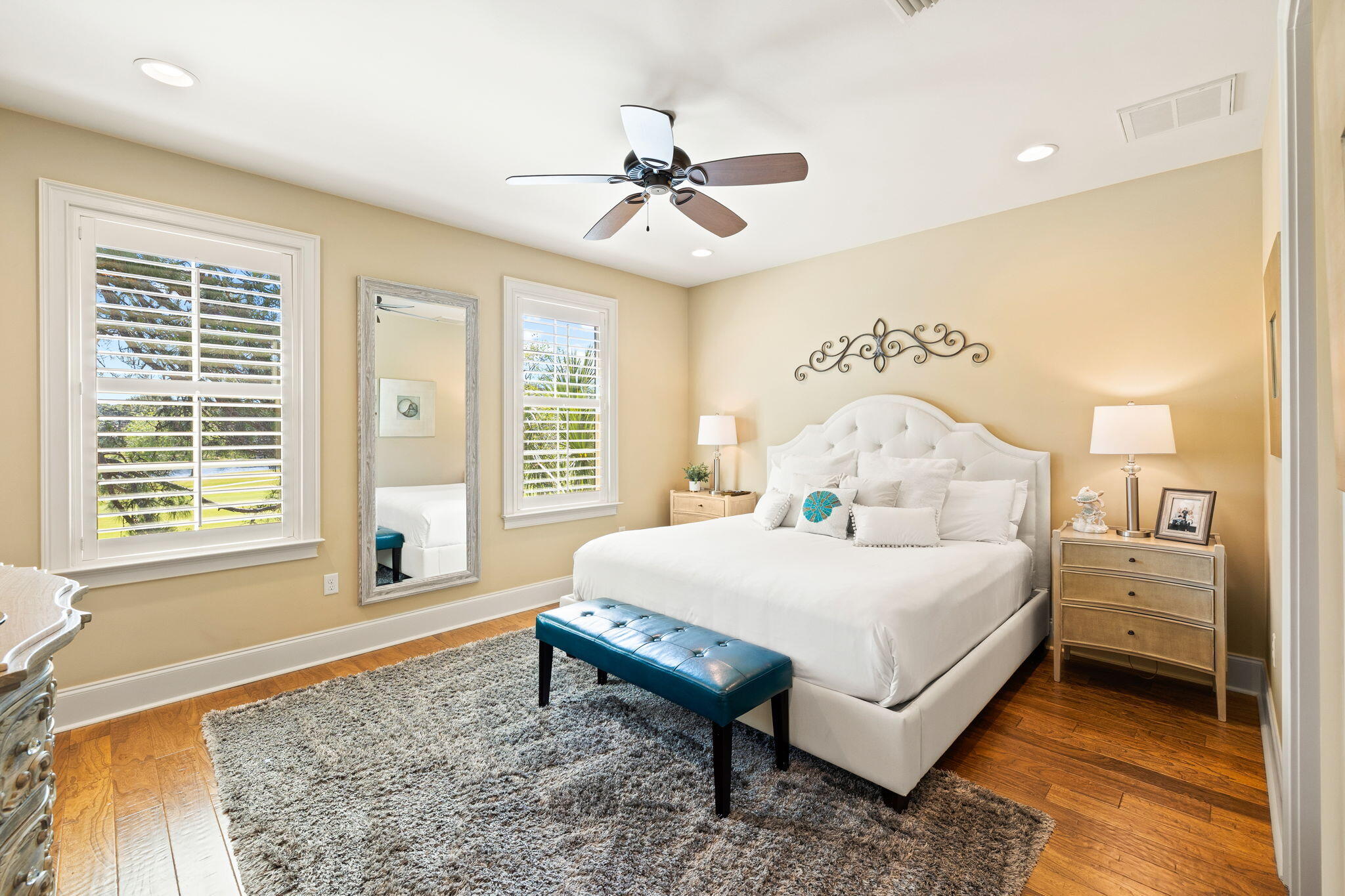 VILLA LAGO - Residential