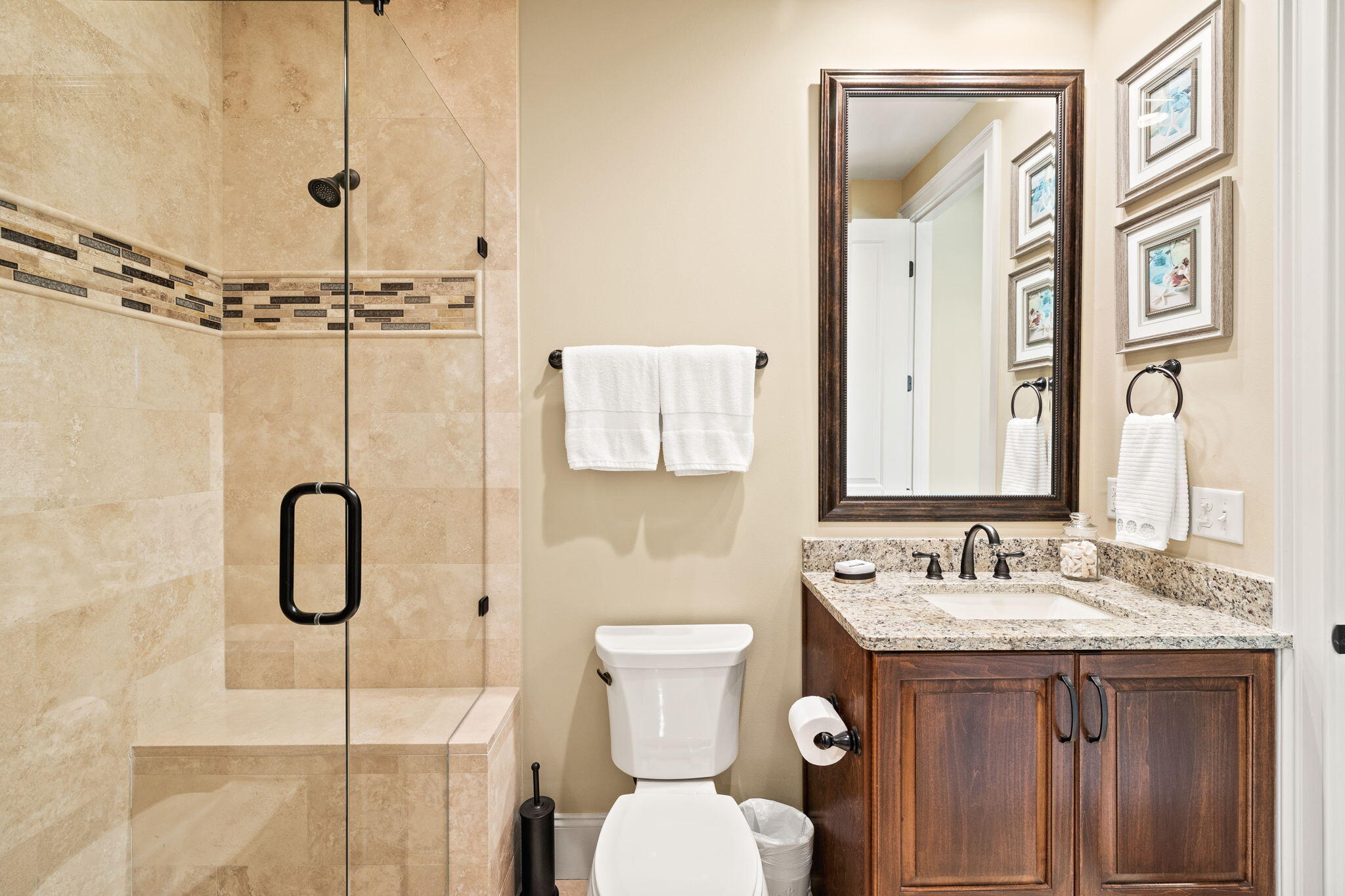 VILLA LAGO - Residential