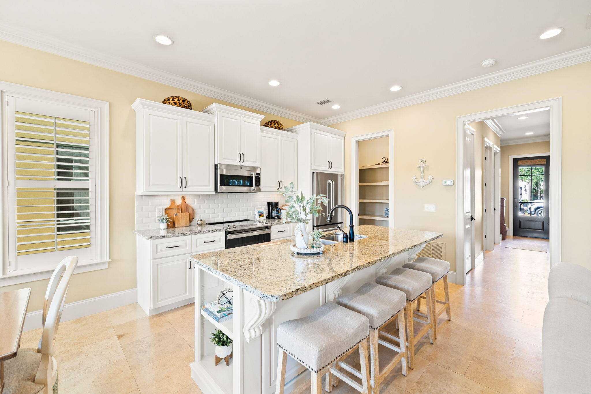 VILLA LAGO - Residential