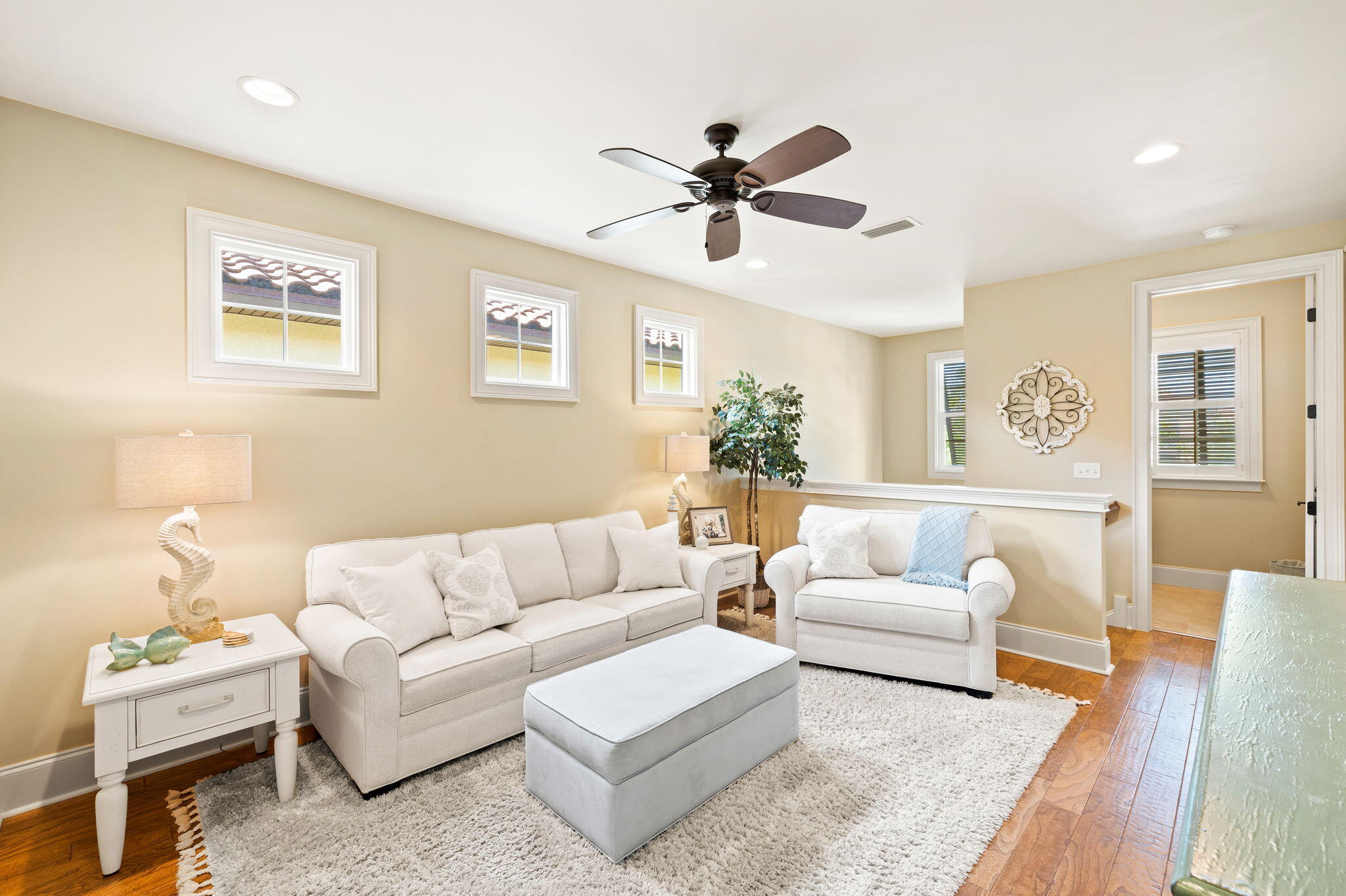 VILLA LAGO - Residential