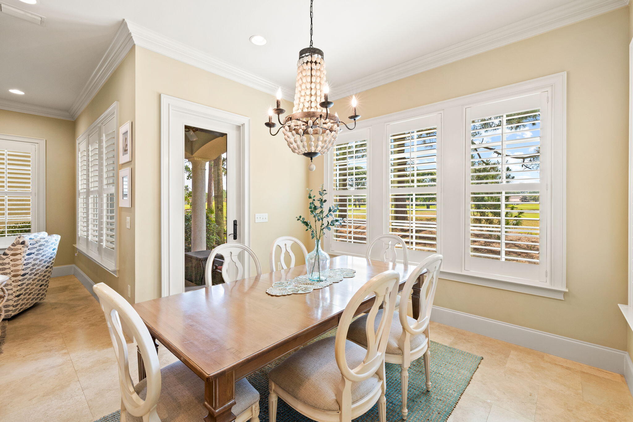 VILLA LAGO - Residential