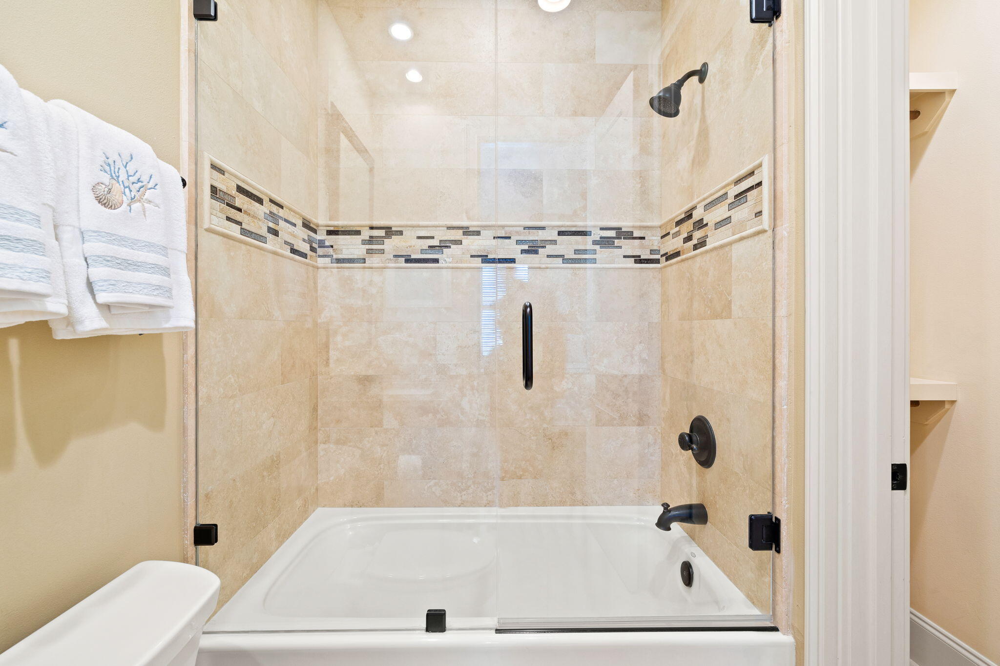 VILLA LAGO - Residential