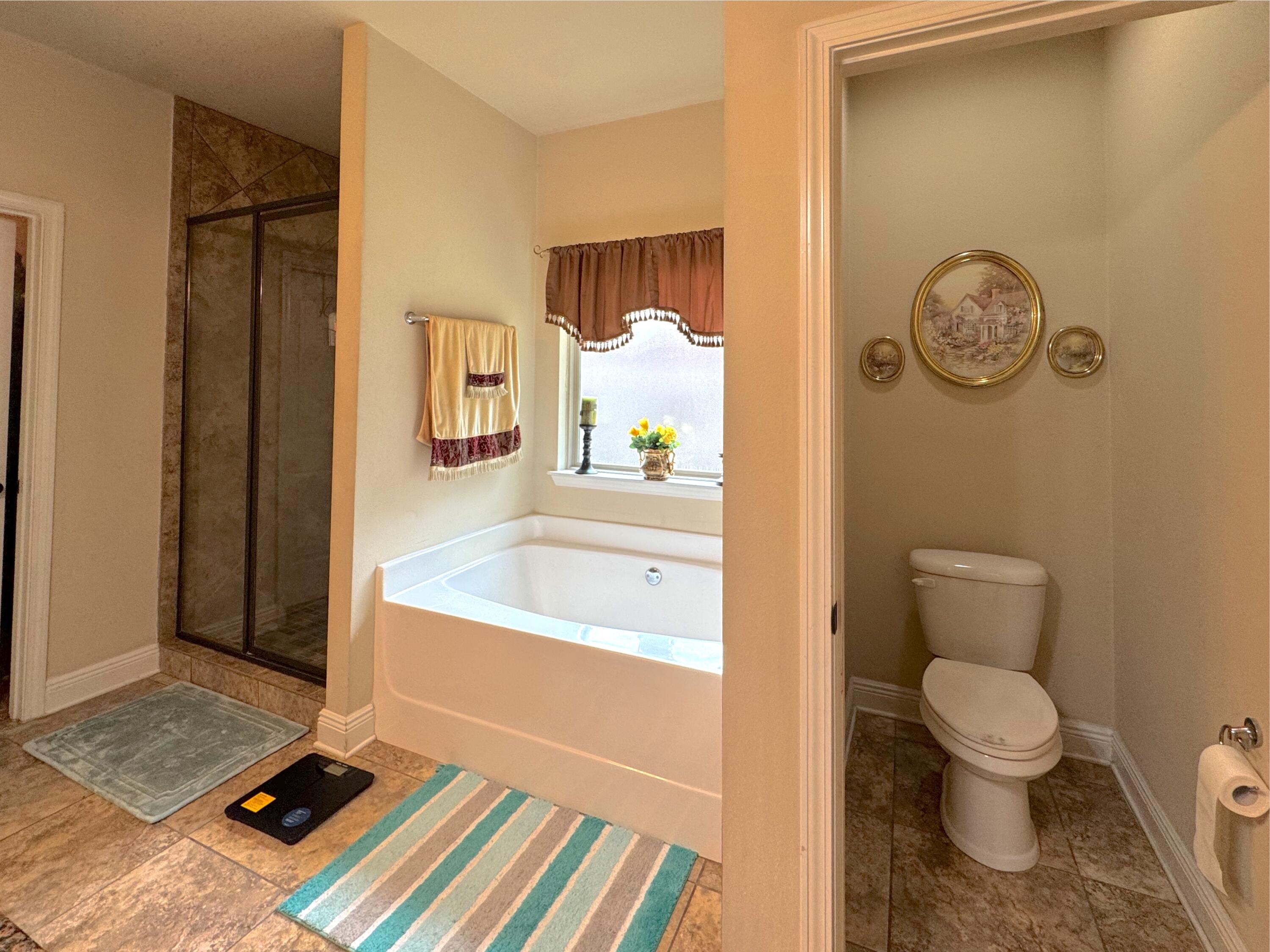 LIBERTY OAKS - Residential