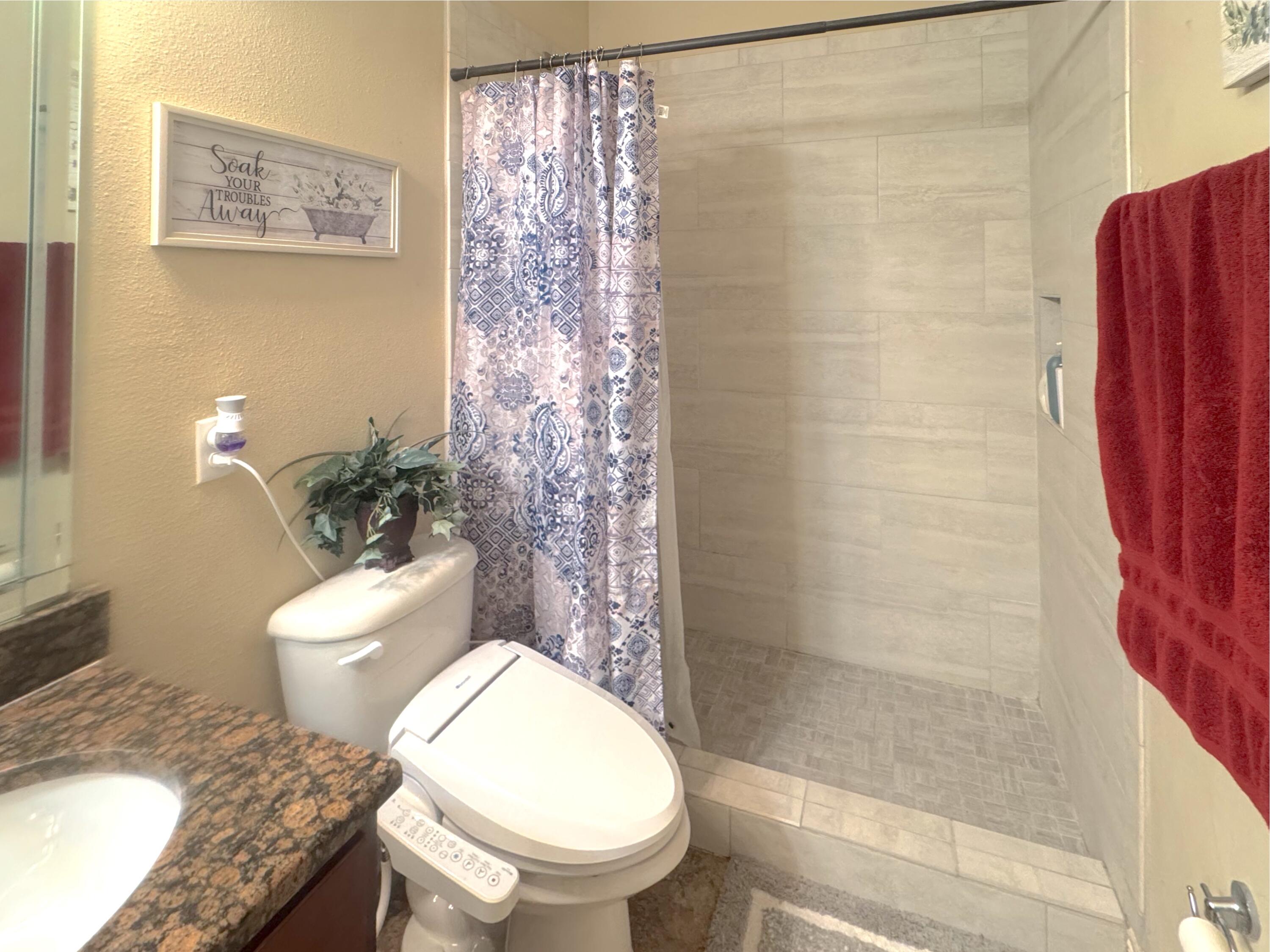 LIBERTY OAKS - Residential