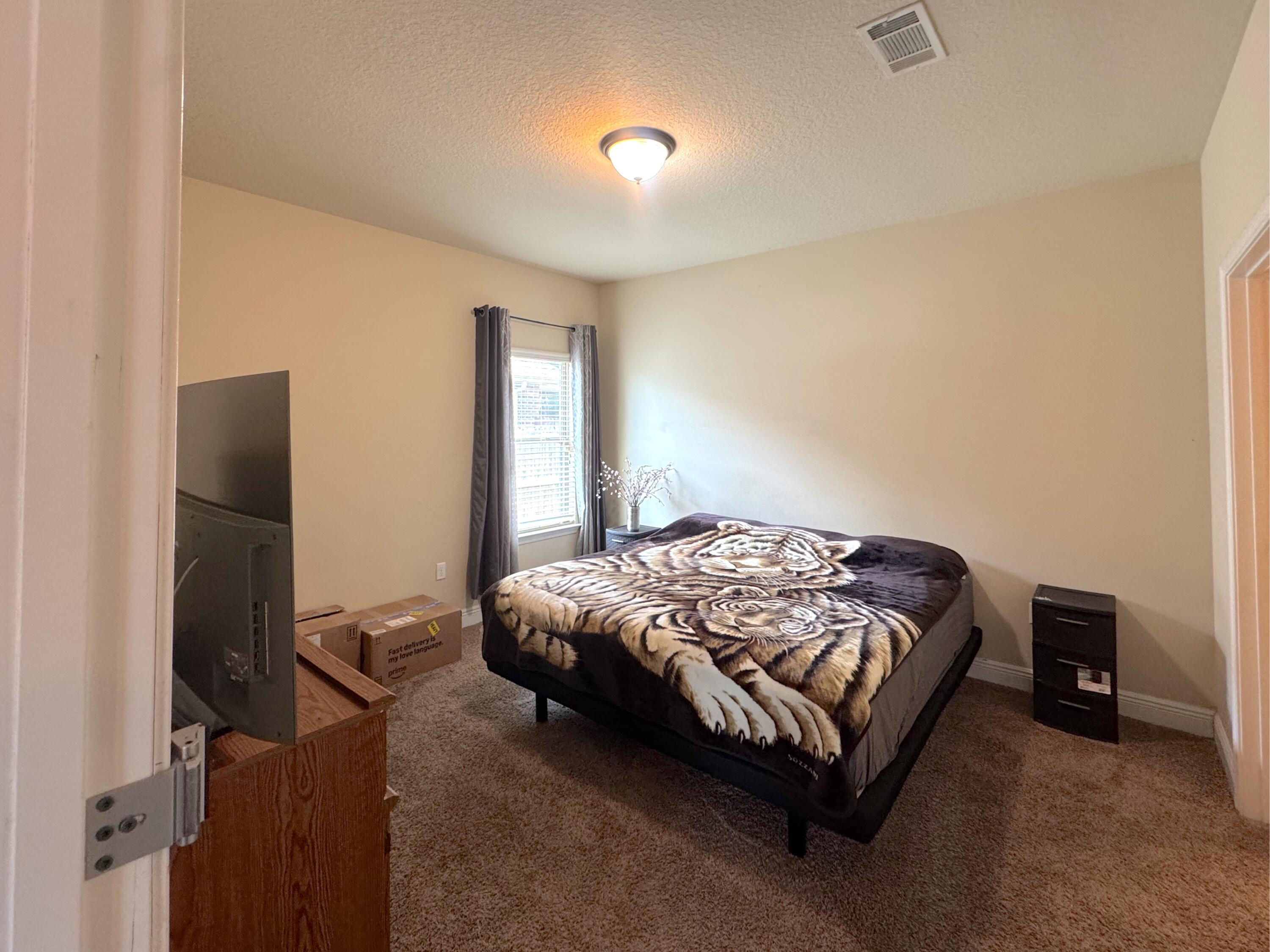 LIBERTY OAKS - Residential