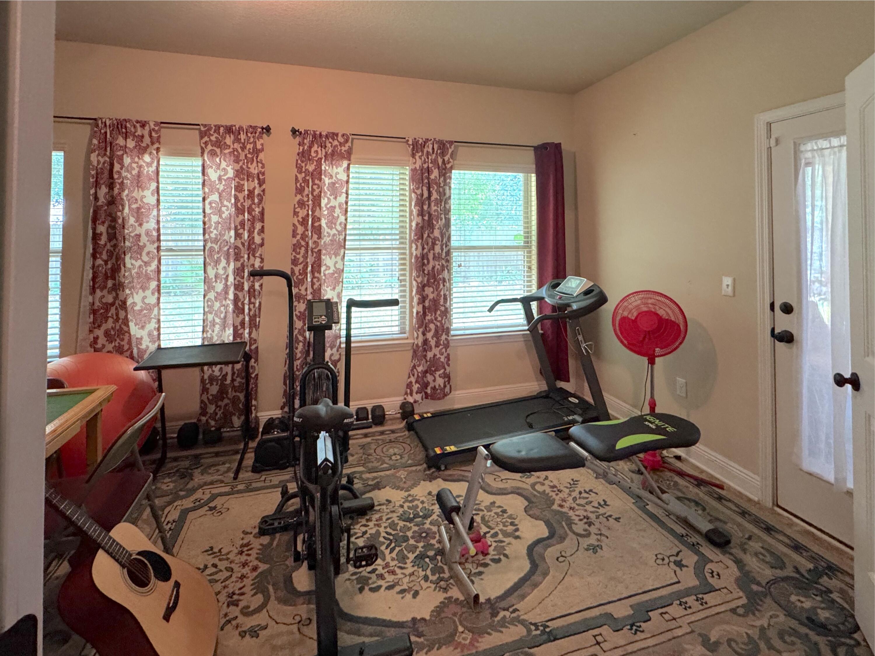 LIBERTY OAKS - Residential