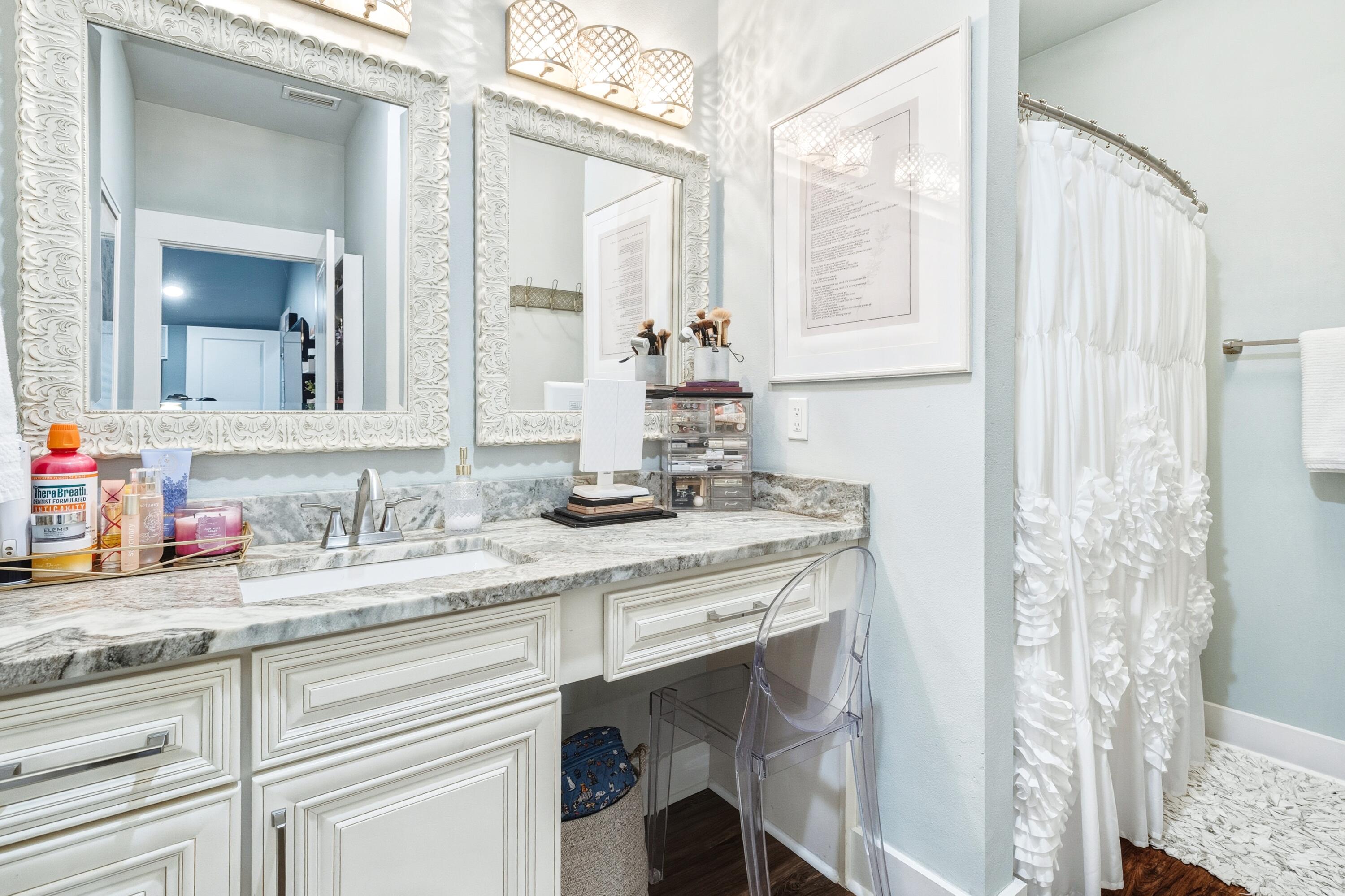 BOTANY BAYOU - Residential