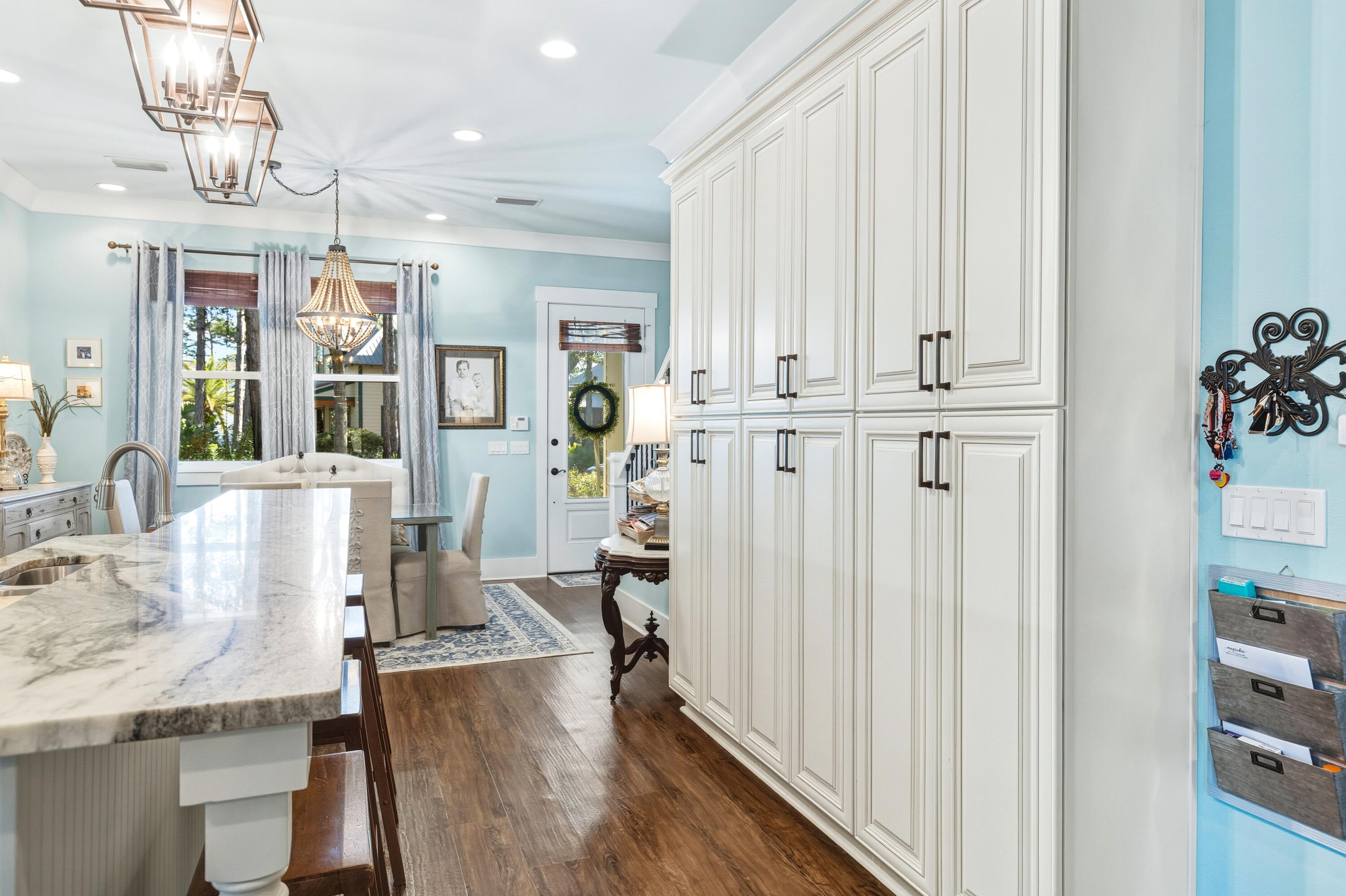 BOTANY BAYOU - Residential