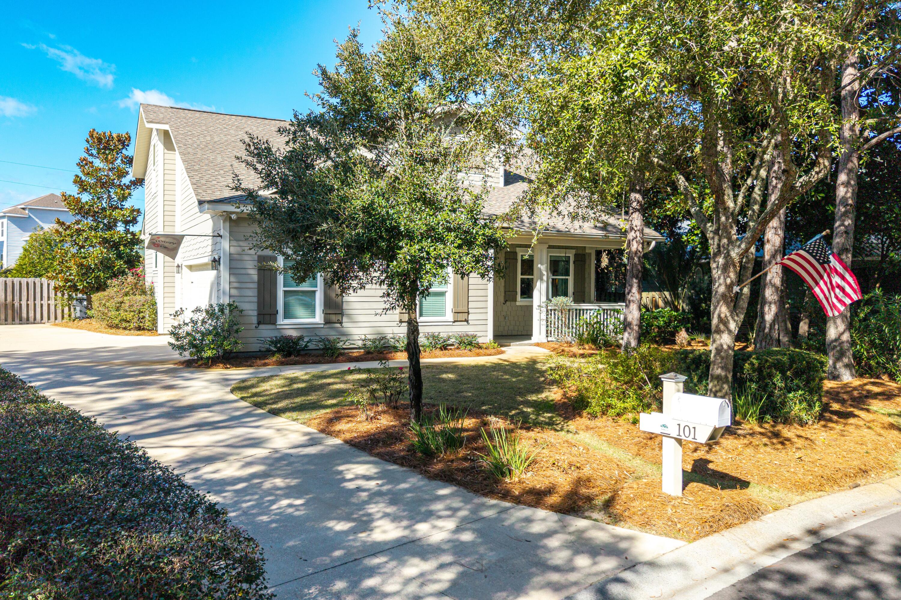 BOTANY BAYOU - Residential