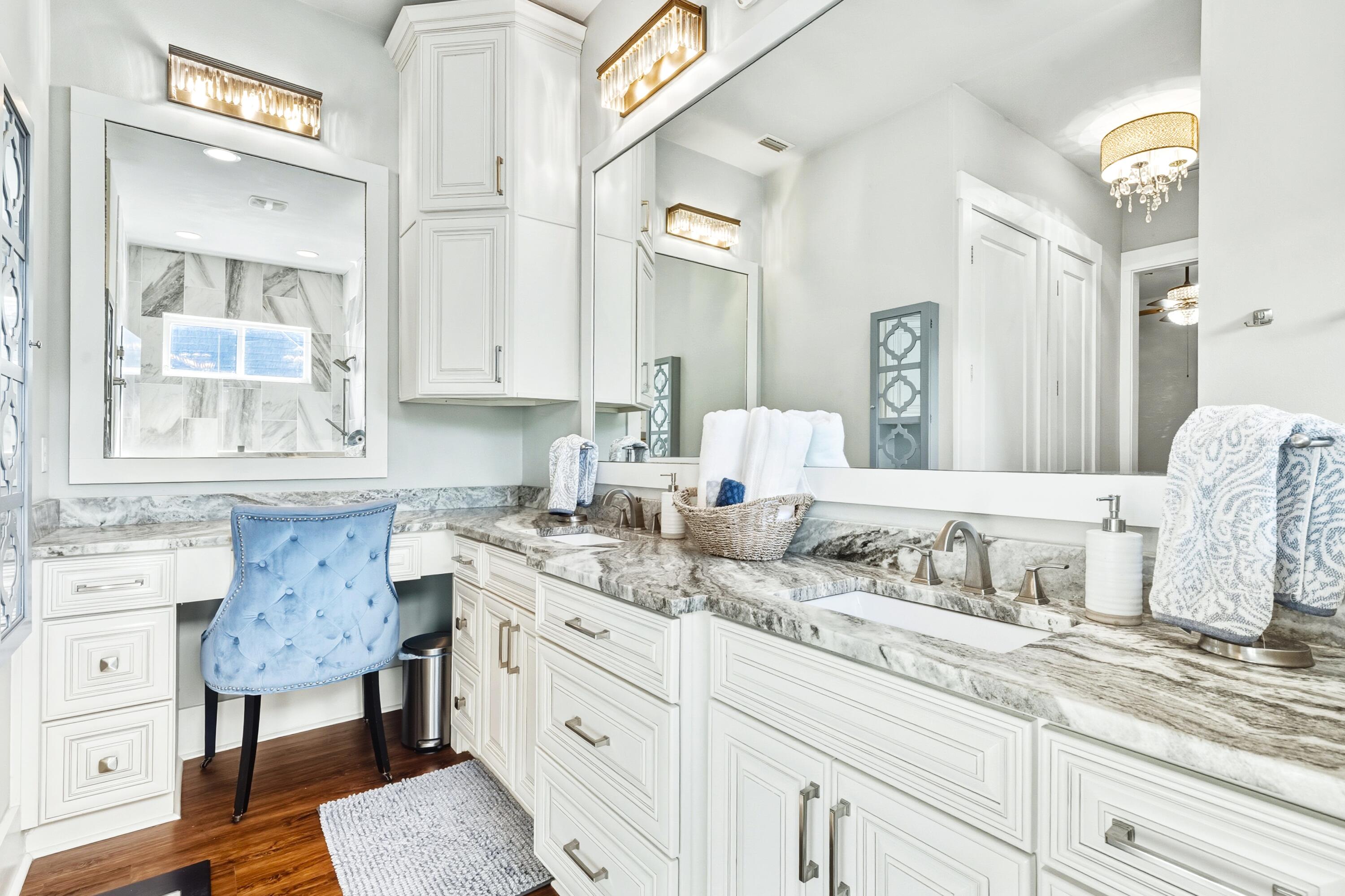 BOTANY BAYOU - Residential