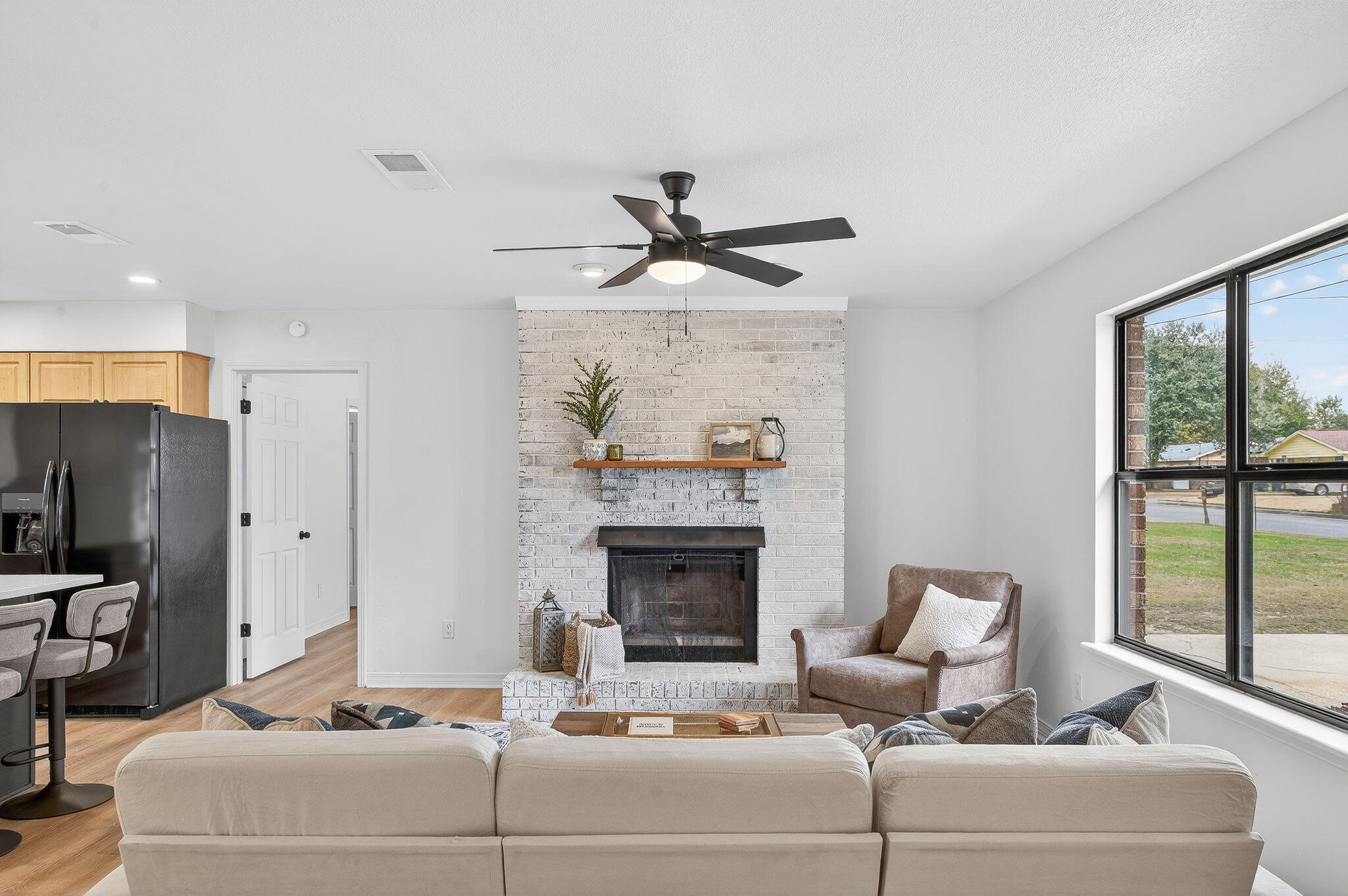 BELLVIEW PINES - Residential