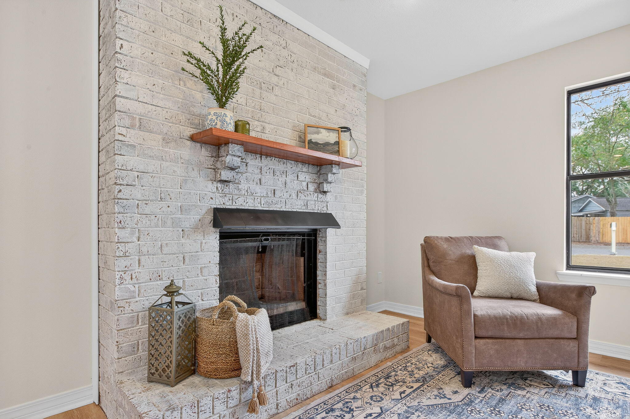 BELLVIEW PINES - Residential