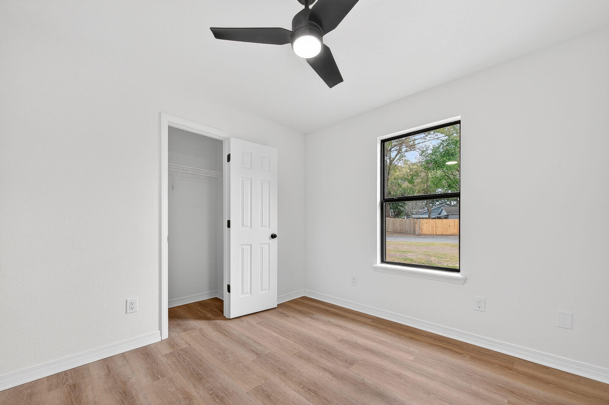 BELLVIEW PINES - Residential