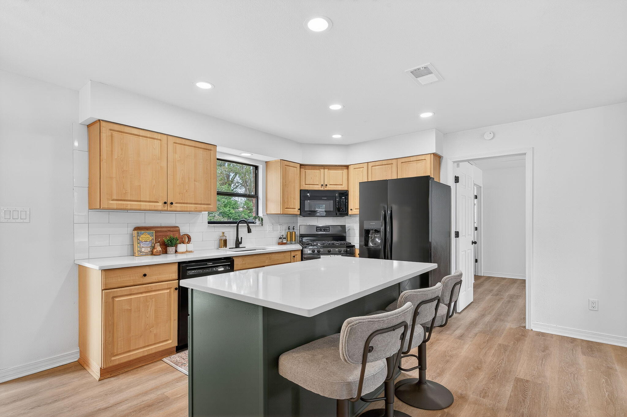 BELLVIEW PINES - Residential