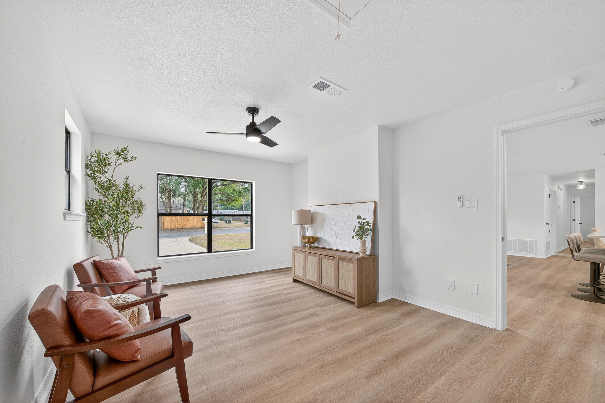 BELLVIEW PINES - Residential