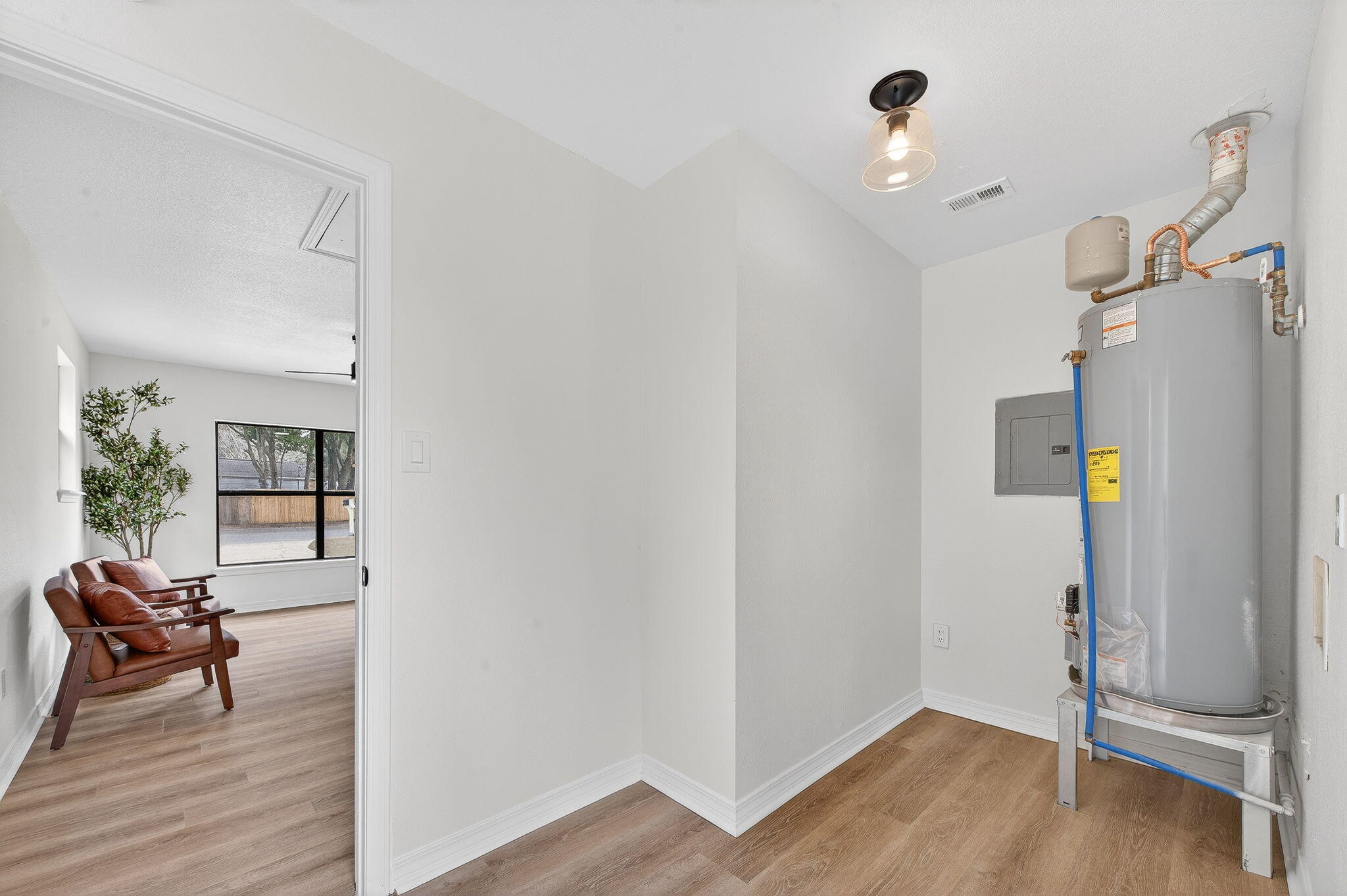 BELLVIEW PINES - Residential