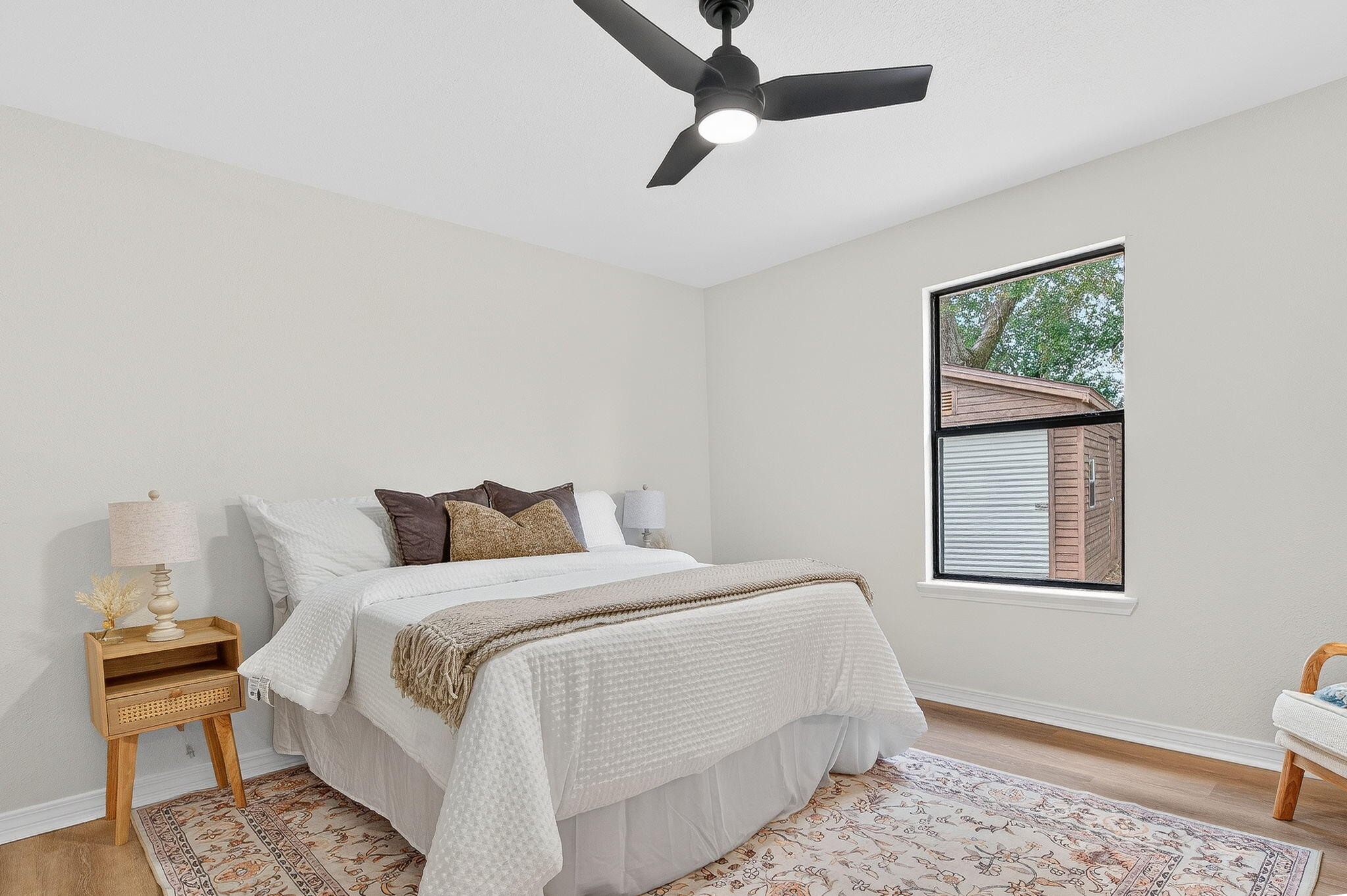 BELLVIEW PINES - Residential